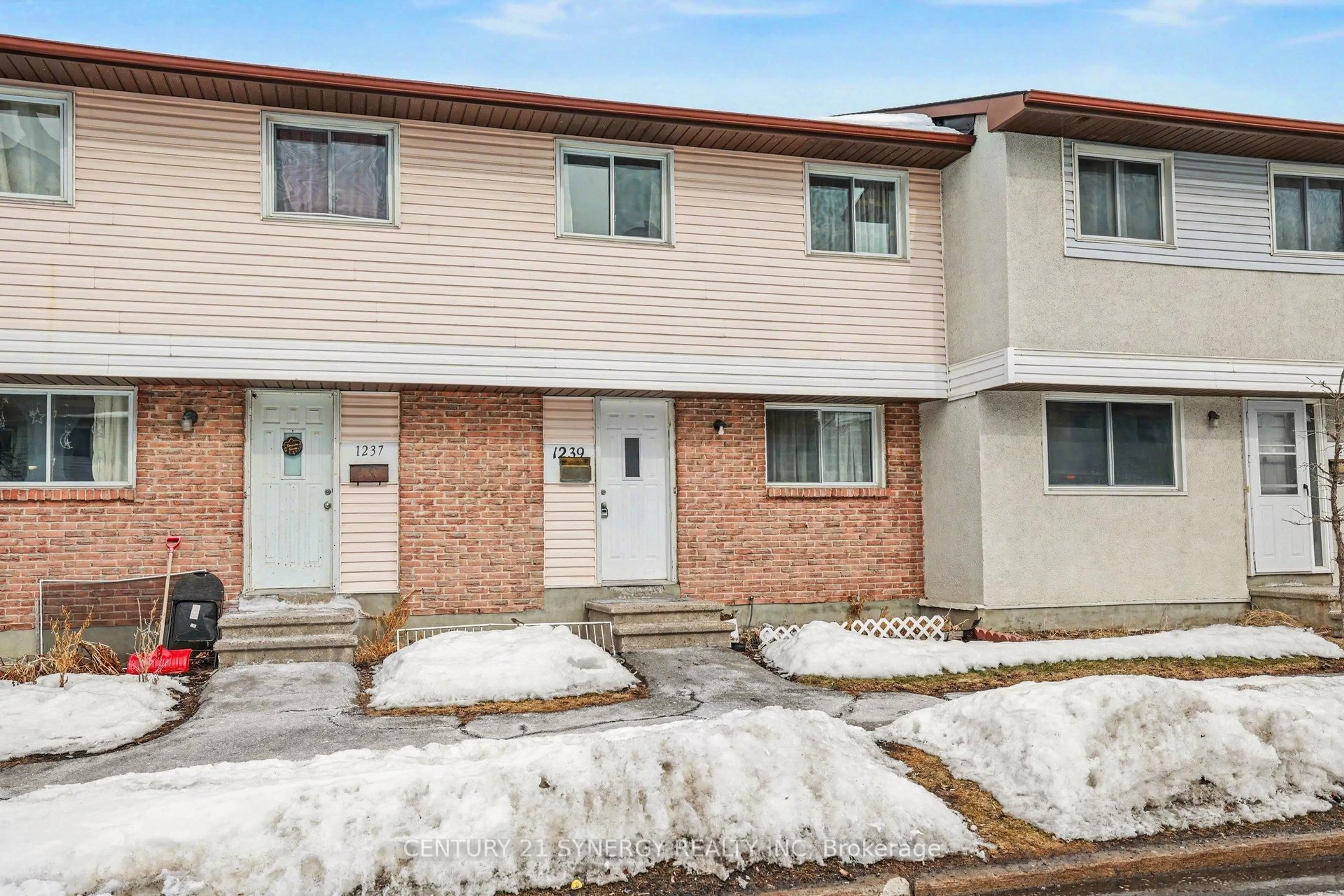 Unknown for 1239 Bowmount St #73, Ottawa Ontario K1J 8T4