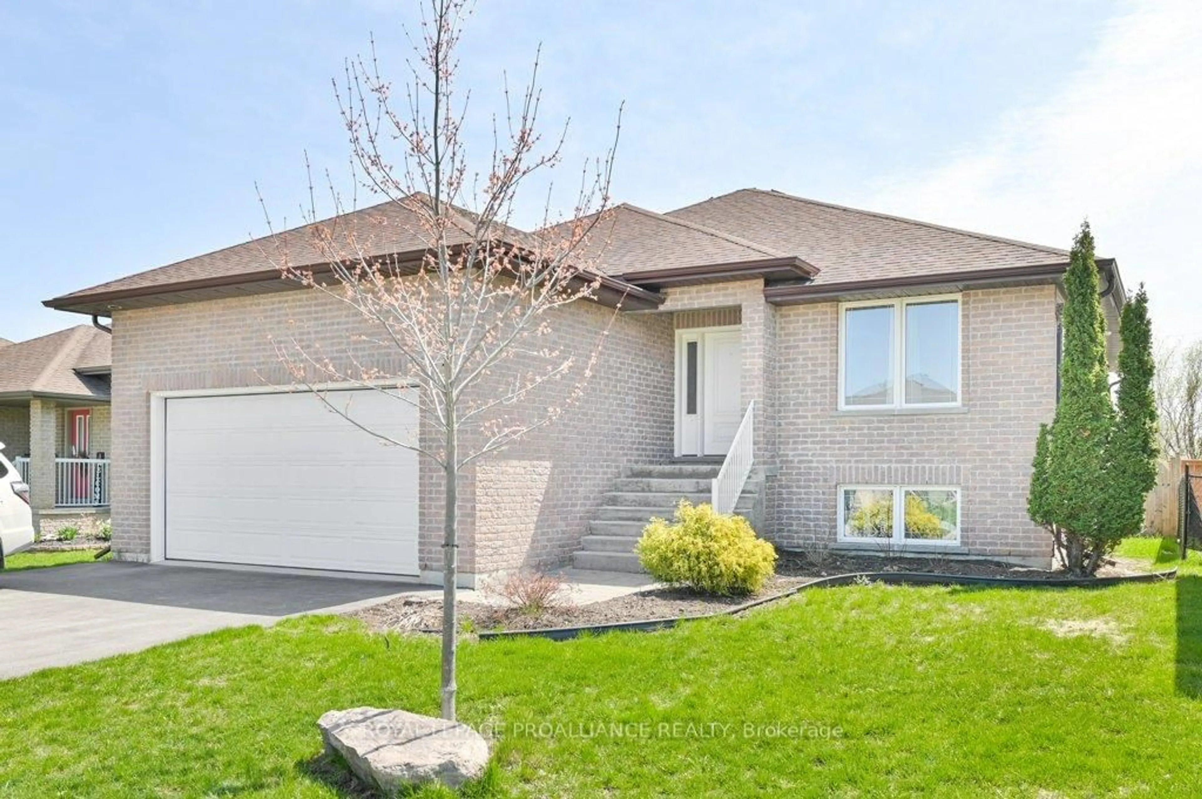 Unknown for 24 Freedom Cres, Quinte West Ontario K8V 0C1