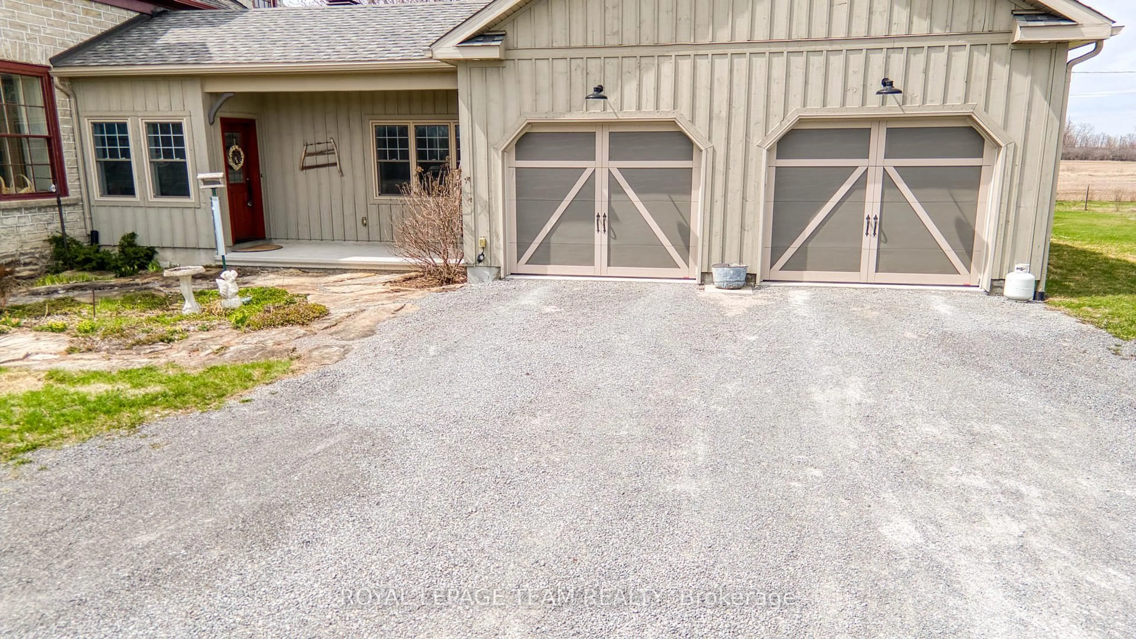 Indoor garage for 1202 Ramsay Concession 8 Rd, Almonte Ontario K0A 1A0