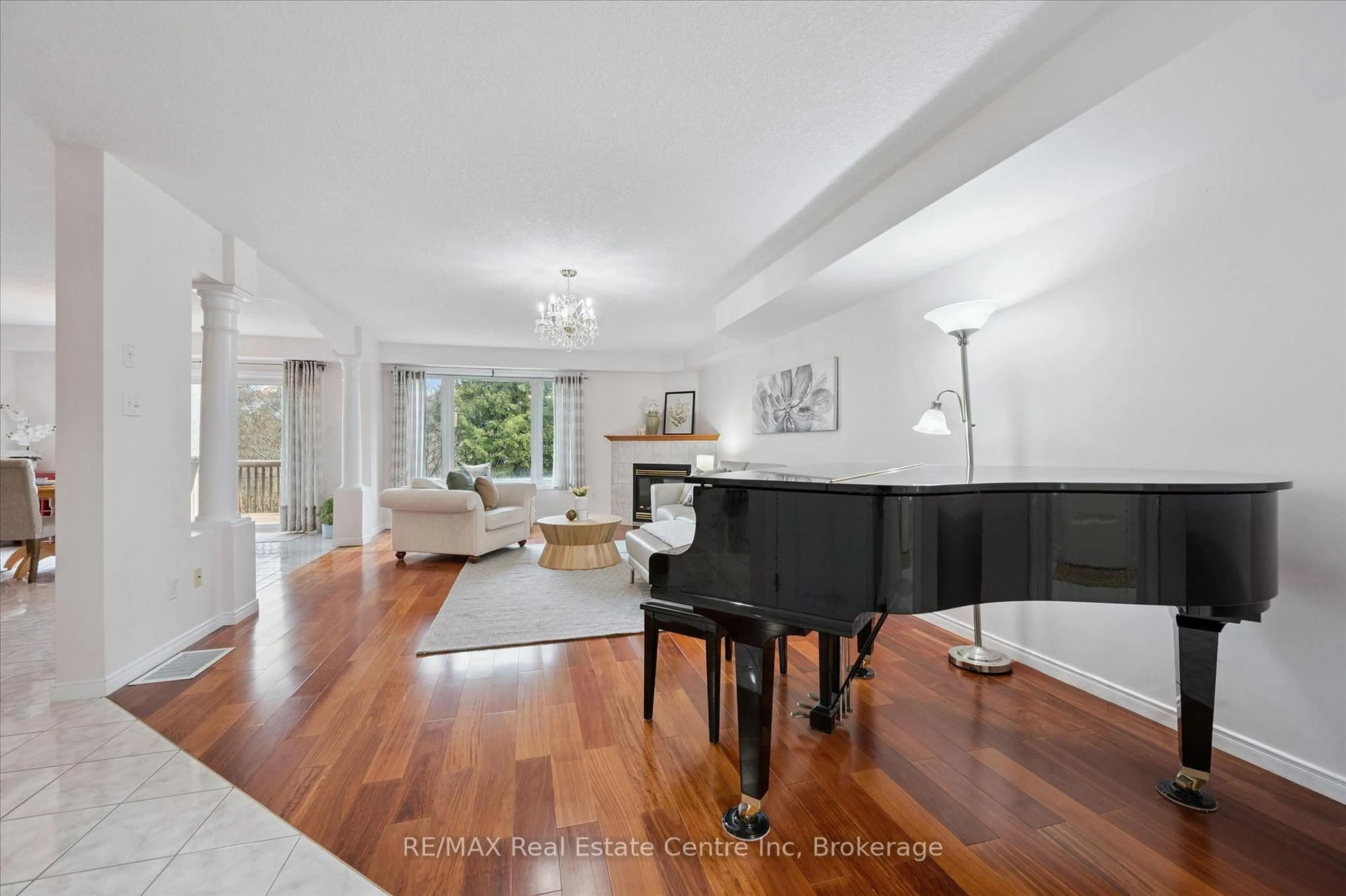 Living room with furniture, unknown for 90 Marsh Cres, Guelph Ontario N1L 1L4