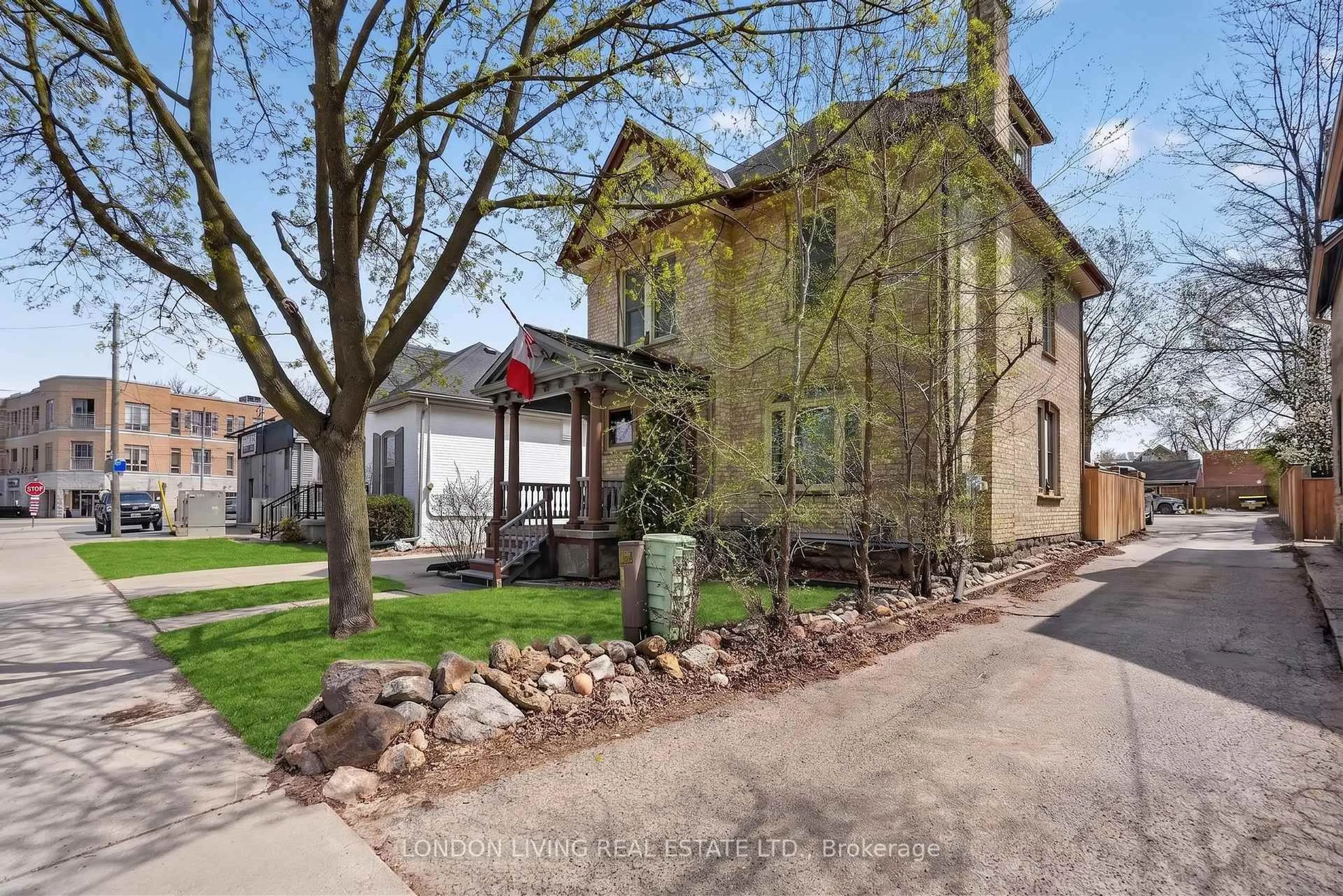 Home with brick exterior material, street for 141 Bruce St, London South Ontario N6C 1G9