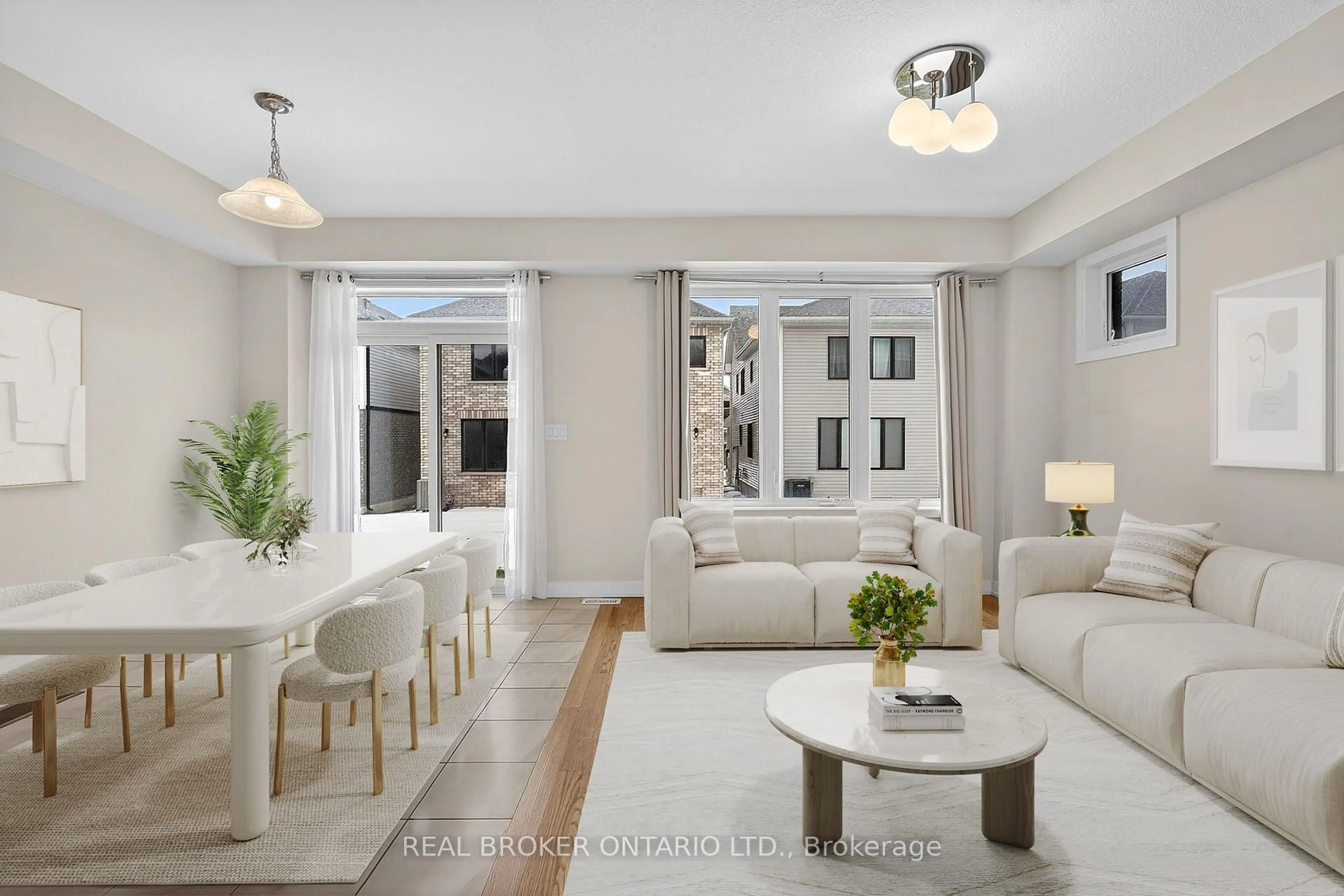 Living room with furniture, unknown for 42 Sunflower Cres, Thorold Ontario L3B 0L3