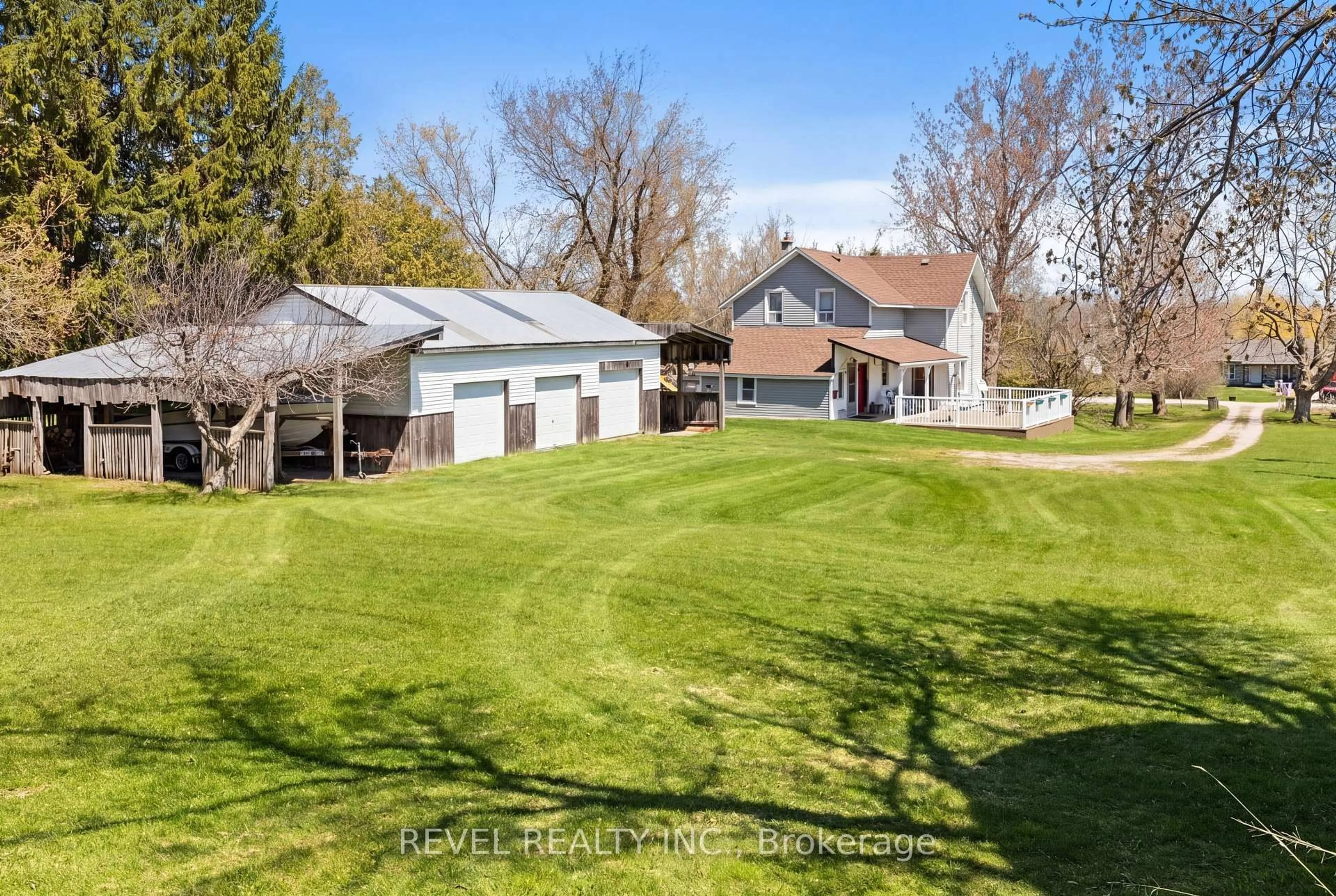 A pic from outside/outdoor area/front of a property/back of a property/a pic from drone, water/lake/river/ocean view for 270 Washburn Island Rd, Kawartha Lakes Ontario K0M 2C0
