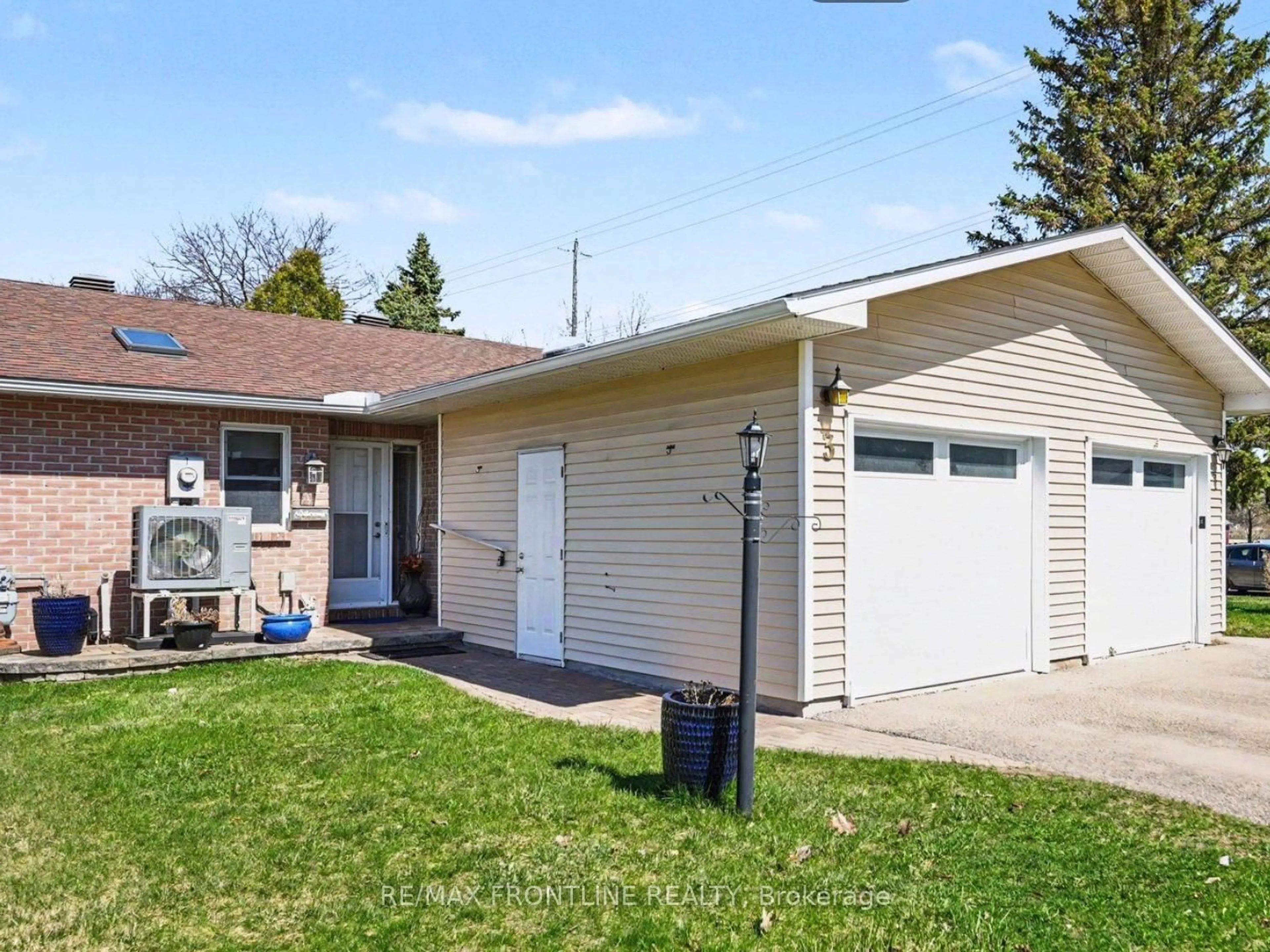 Home with vinyl exterior material, street for 3 Lally Lane, Perth Ontario K7H 0B2