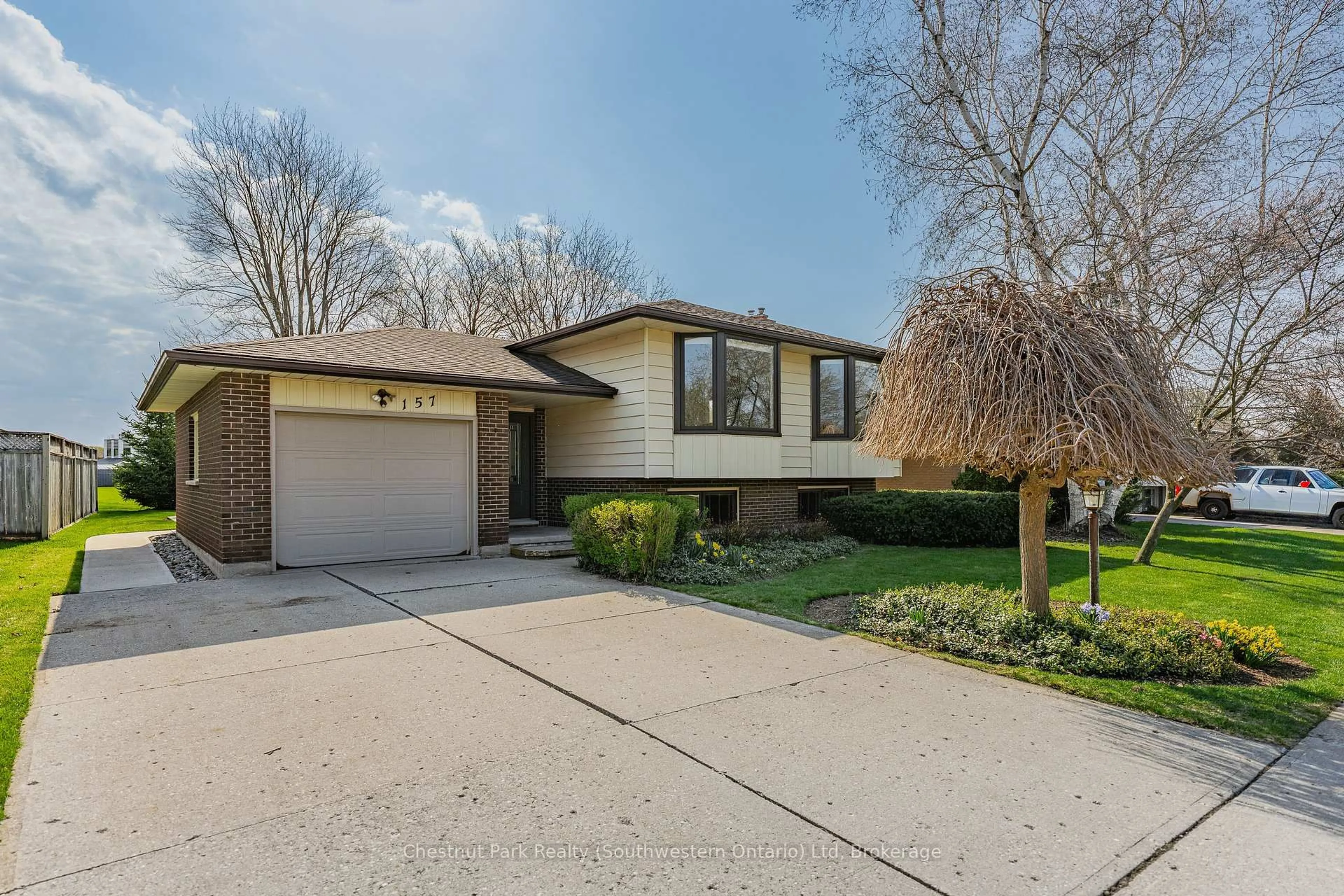 Home with brick exterior material, street for 157 ORIOLE Pkwy, Woolwich Ontario N3B 1C6