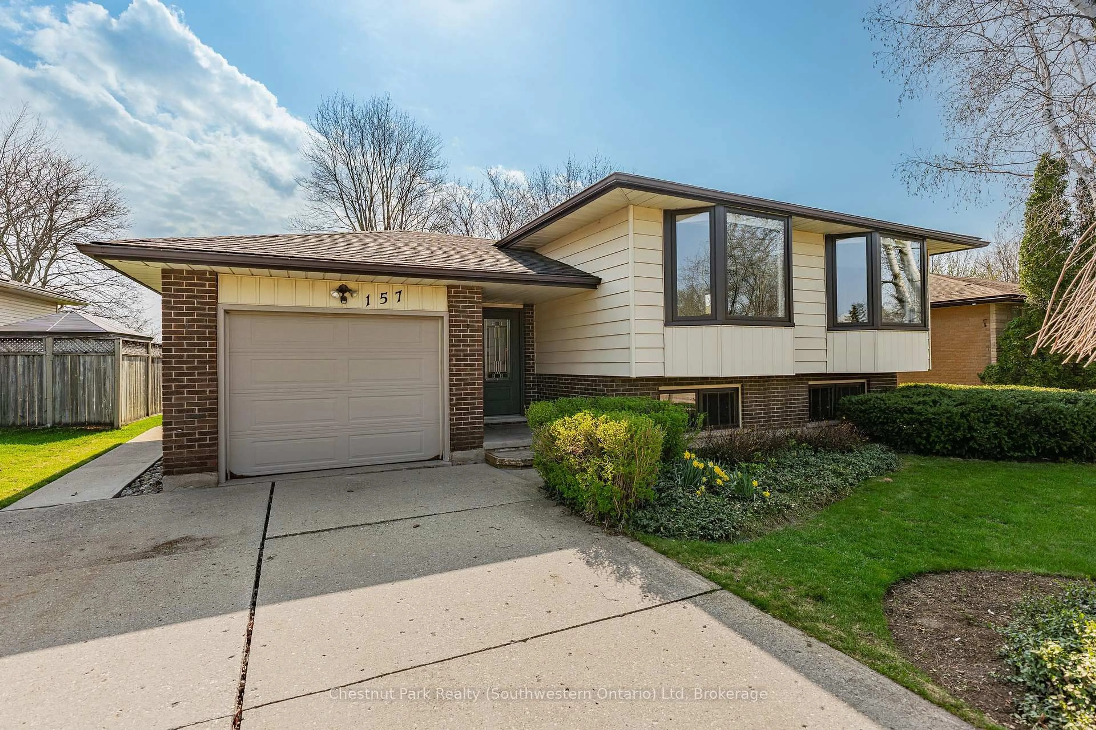 Home with brick exterior material, street for 157 ORIOLE Pkwy, Woolwich Ontario N3B 1C6