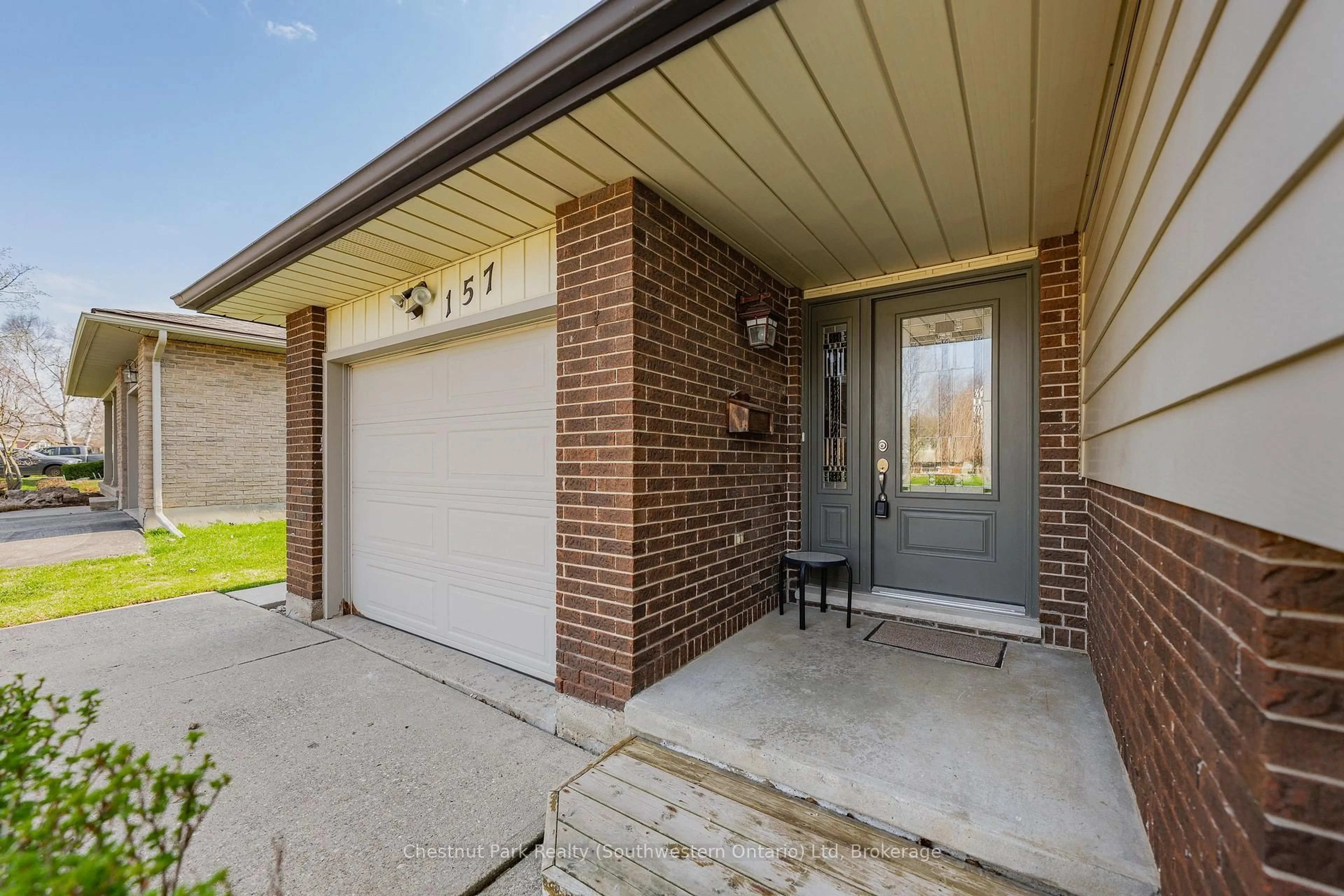 Home with brick exterior material, street for 157 ORIOLE Pkwy, Woolwich Ontario N3B 1C6