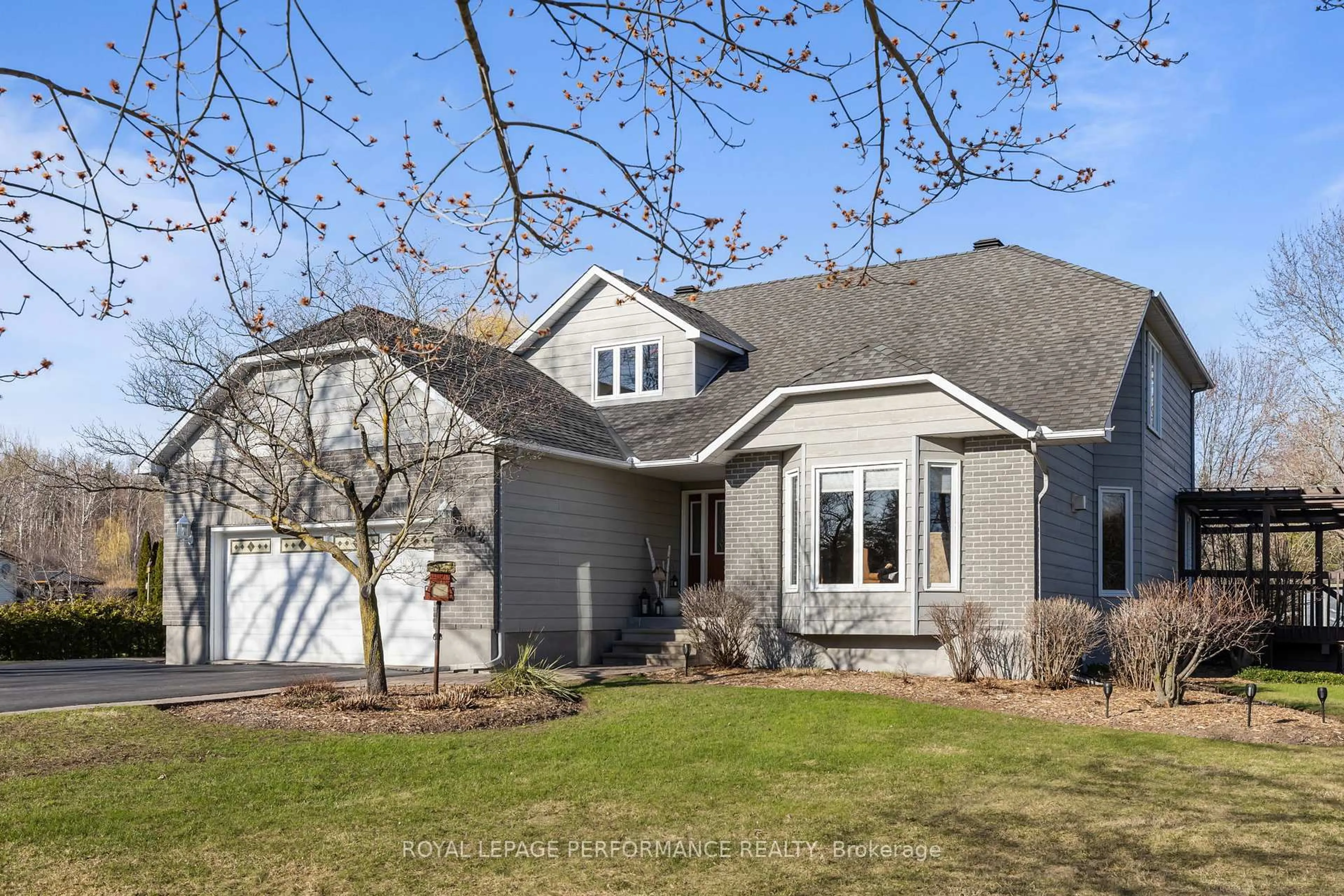 Home with vinyl exterior material, street for 882 Du Castor Rd, The Nation Ontario K0A 3C0