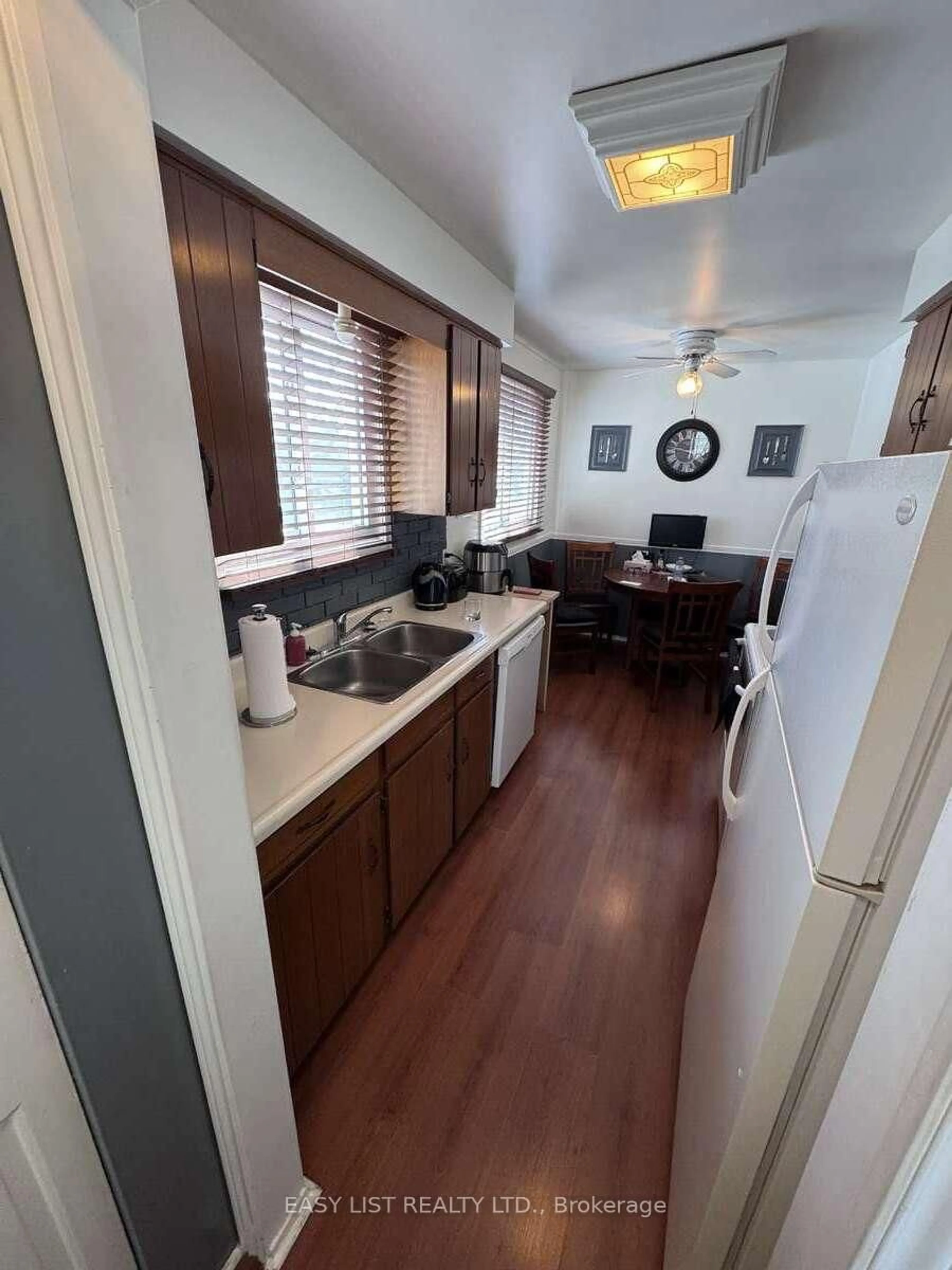 Unknown for 16 Bula Dr, St. Catharines Ontario L2N 6R6