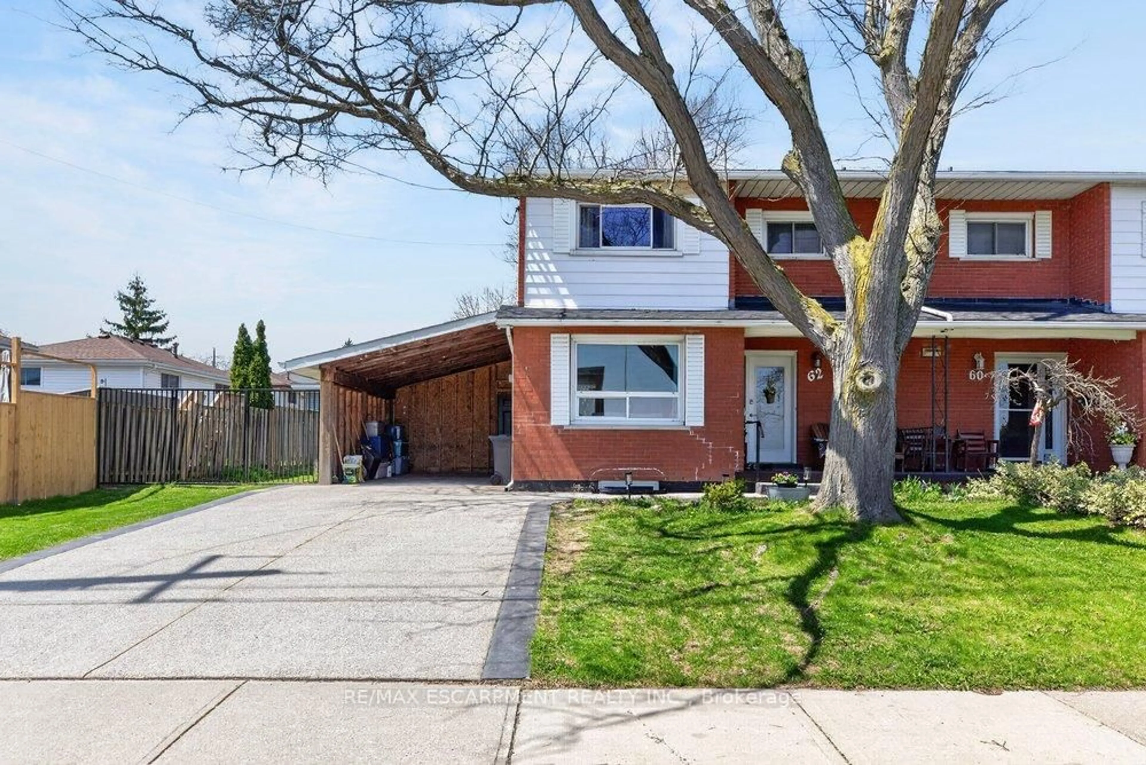 Home with brick exterior material, street for 62 Palmer Rd, Hamilton Ontario L8T 3E8