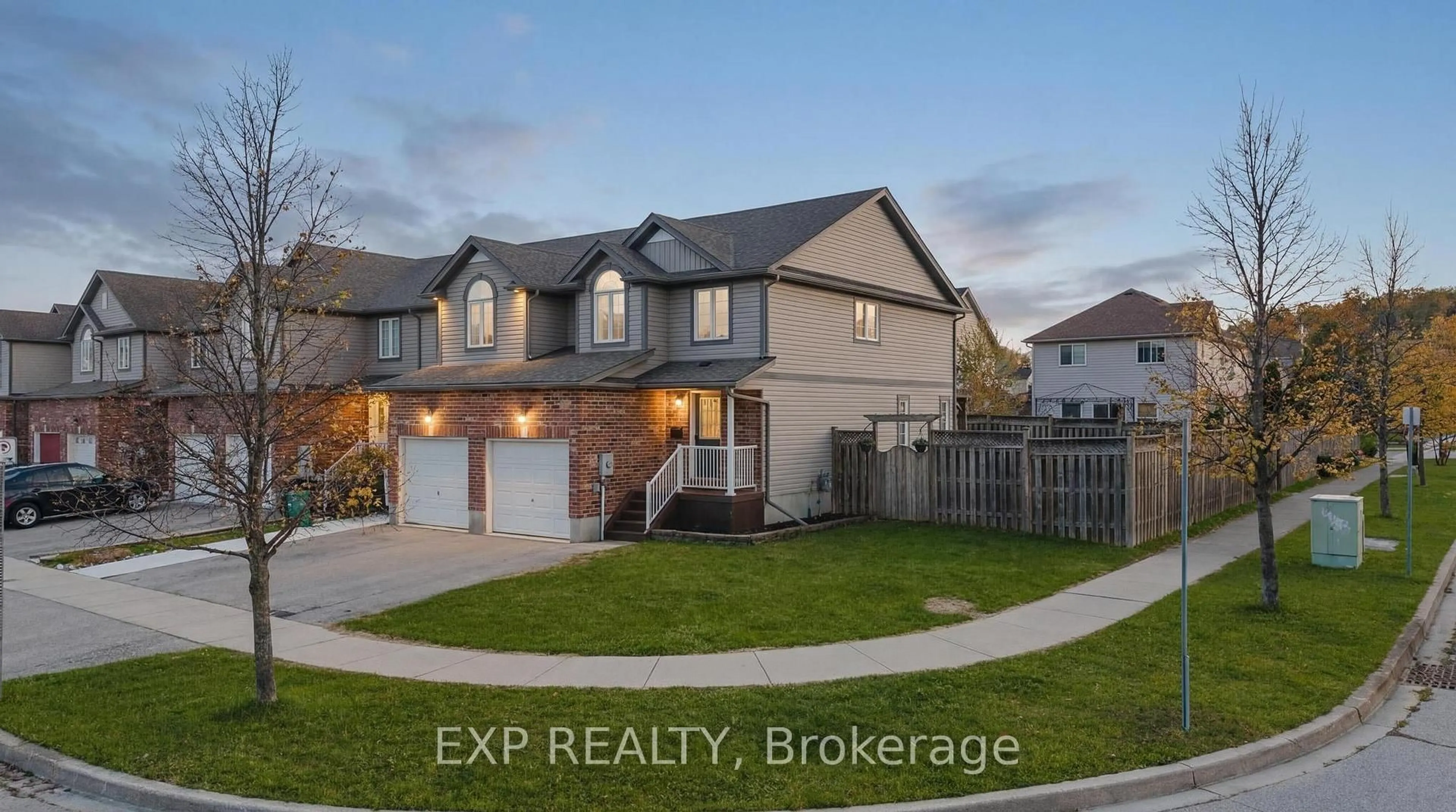 Unknown for 218 Prosperity Dr, Kitchener Ontario N2E 4E5