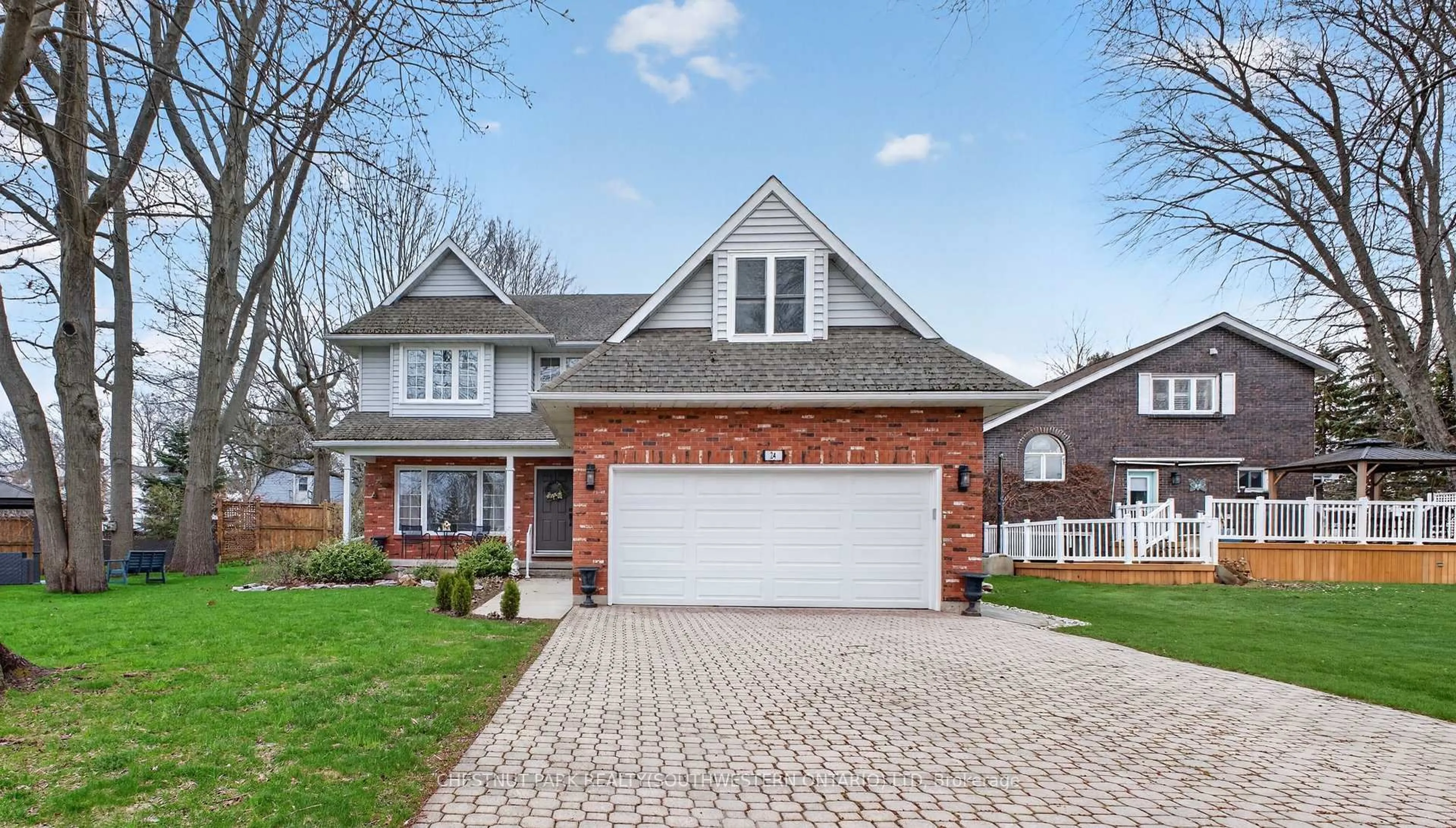 Home with brick exterior material, street for 24 Lakeside Pl, Port Colborne Ontario L3K 6B1