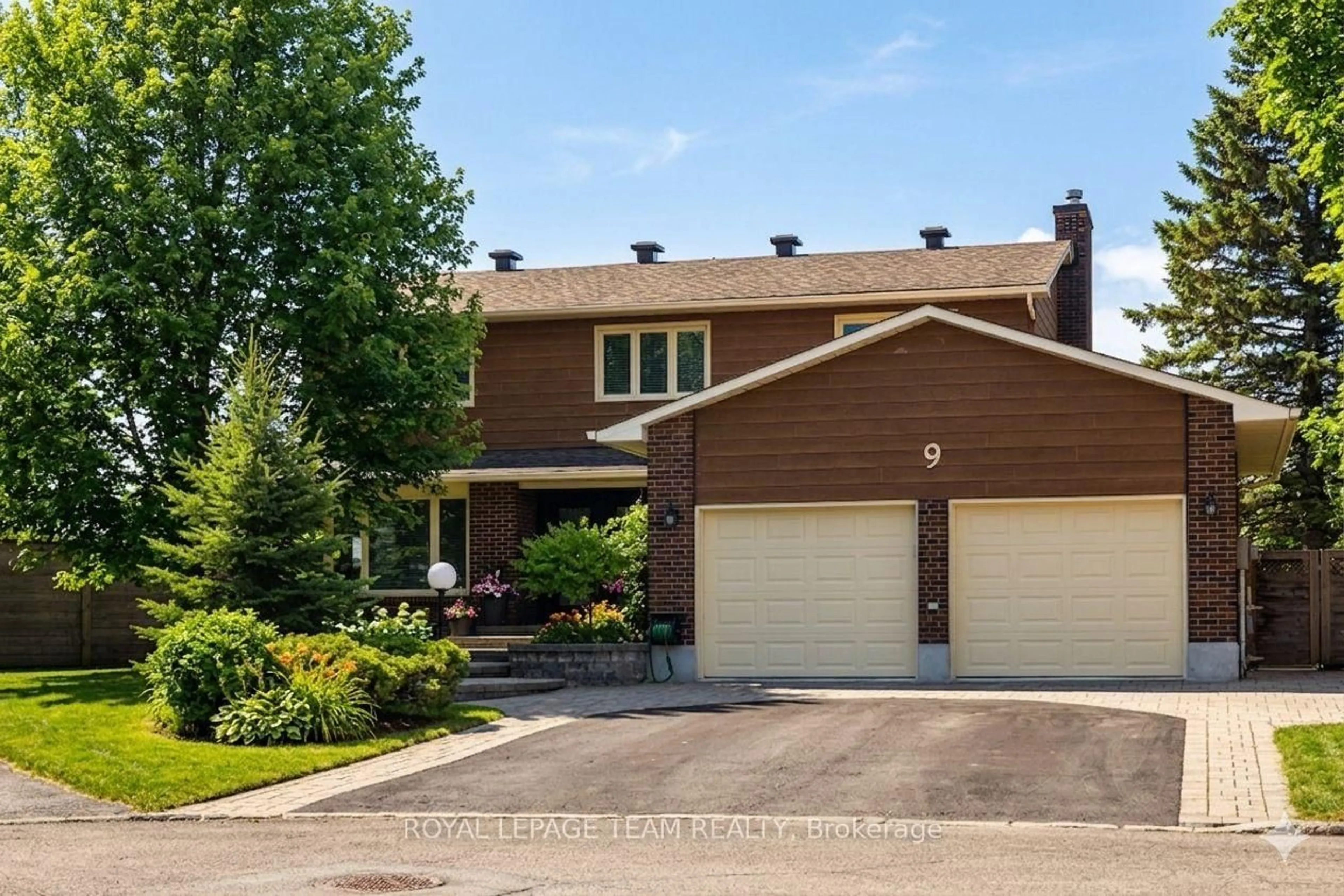 Home with brick exterior material, street for 9 Casgrain Crt, Kanata Ontario K2K 2A7