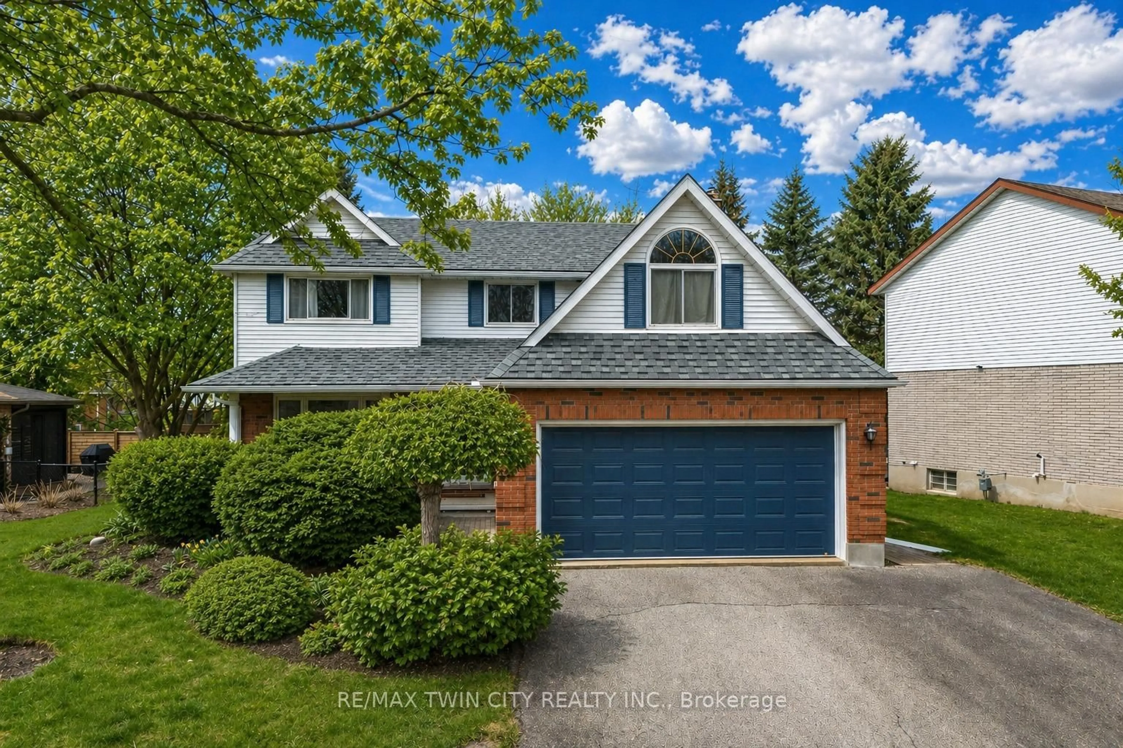 Unknown for 11 Darlington Pl, Kitchener Ontario N2A 3M3