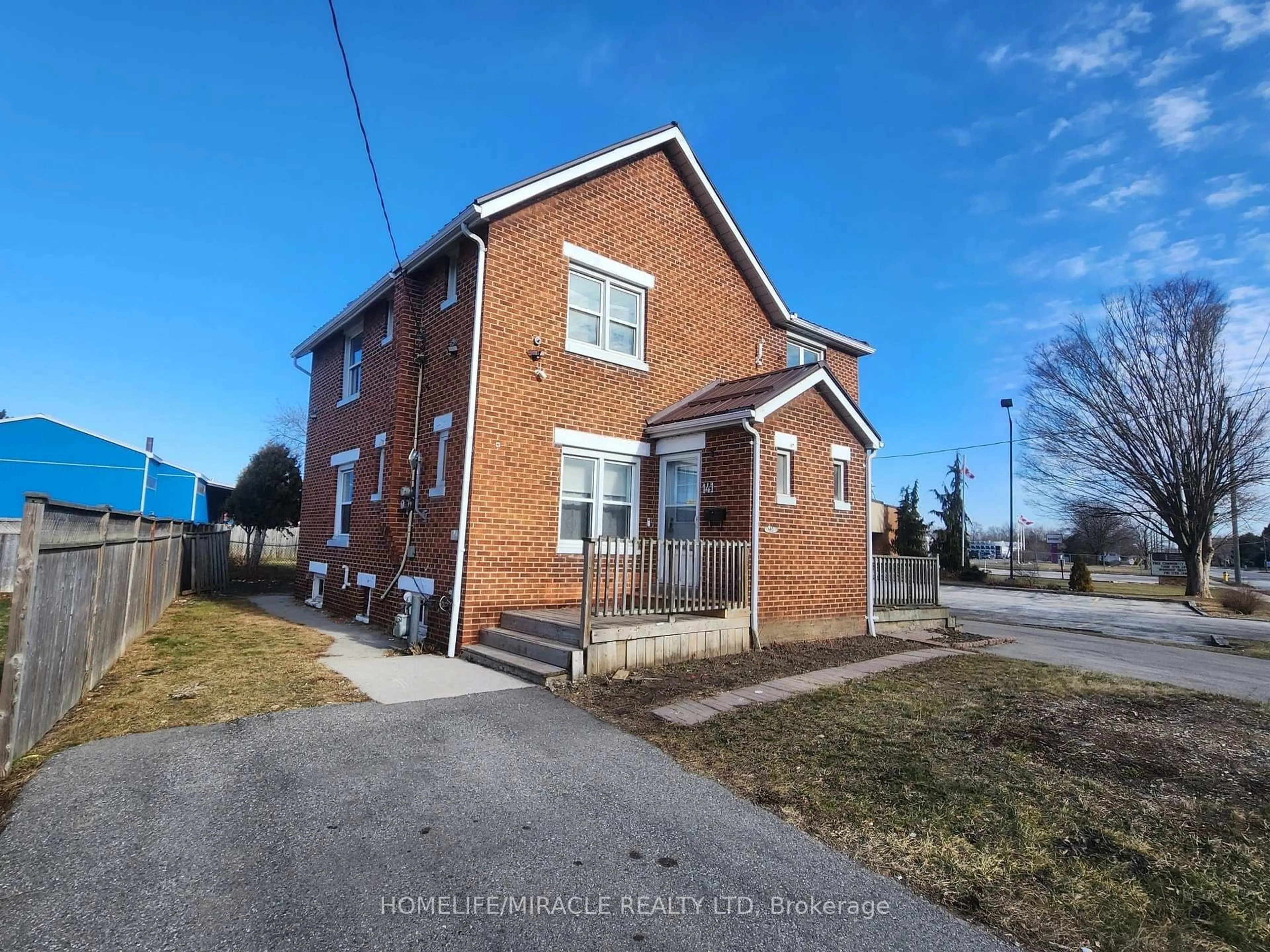 Home with brick exterior material, street for 141 Park Ave #143, Chatham-Kent Ontario N7M 3V7