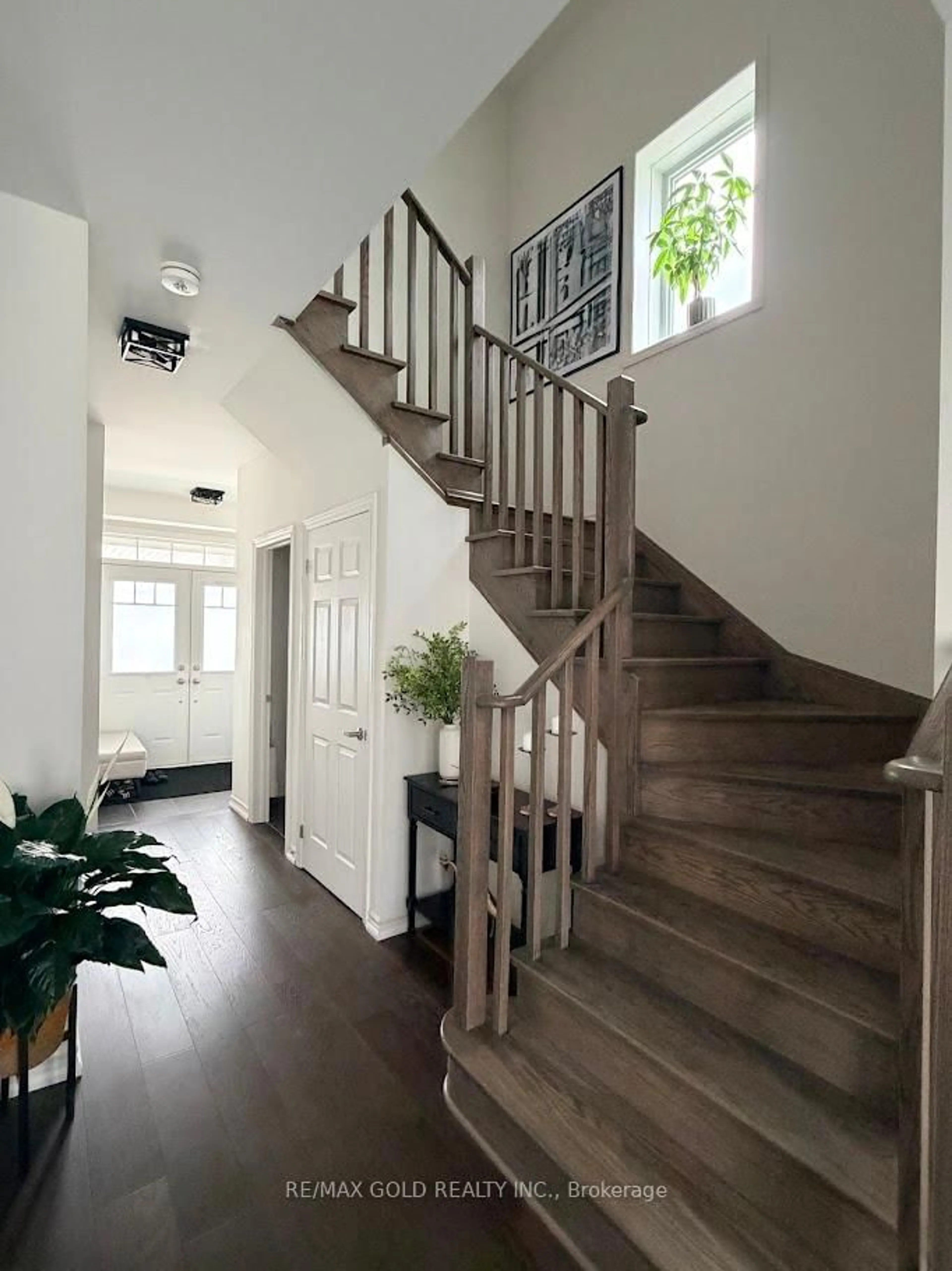 Unknown for 49 Gauley Dr, Centre Wellington Ontario N1M 0K4