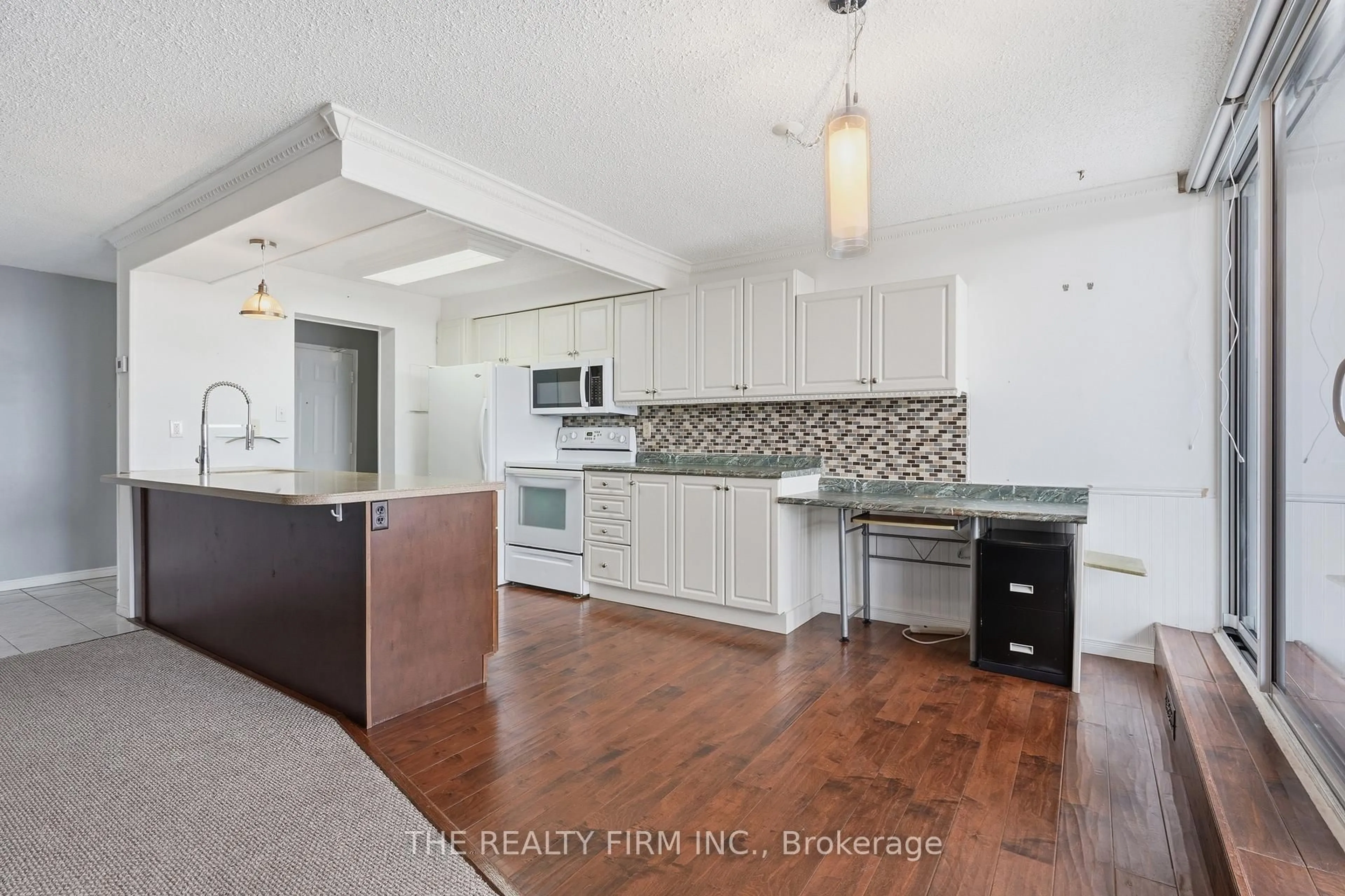Open concept kitchen, ceramic/tile floor for 363 Colborne St #905, London East Ontario N6B 3N3