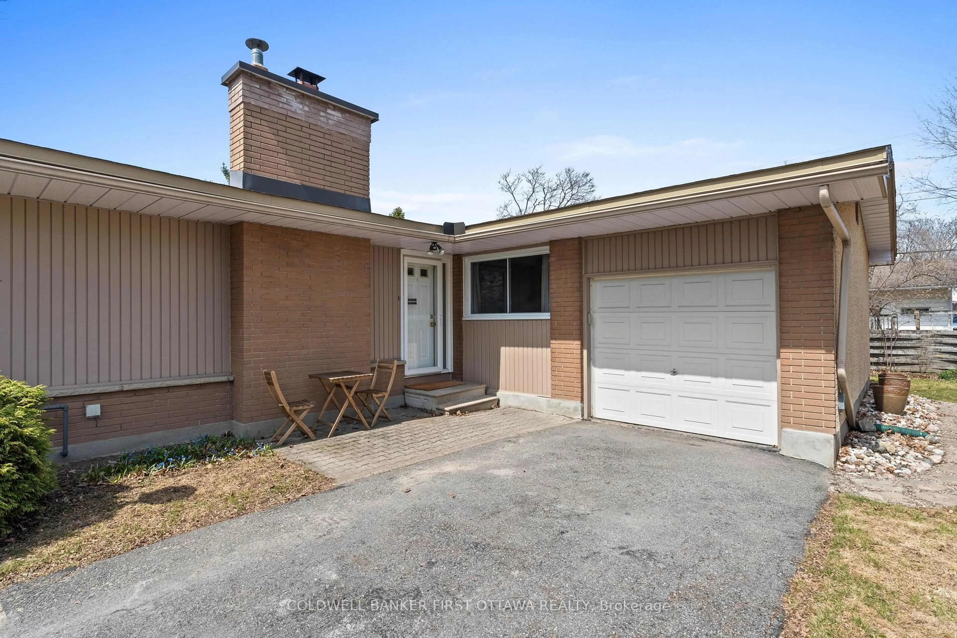 Unknown for 54 Evergreen Dr, Ottawa Ontario K2H 6C9