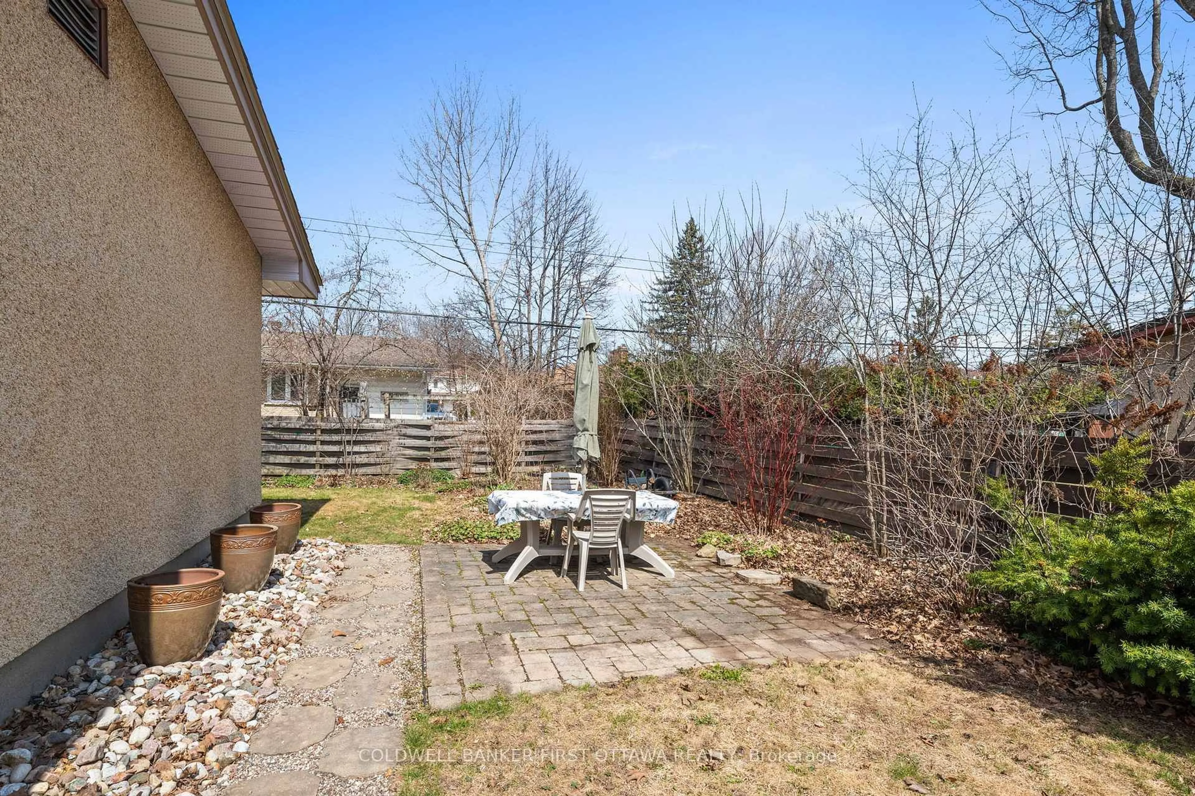 Patio, water/lake/river/ocean view for 54 Evergreen Dr, Ottawa Ontario K2H 6C9