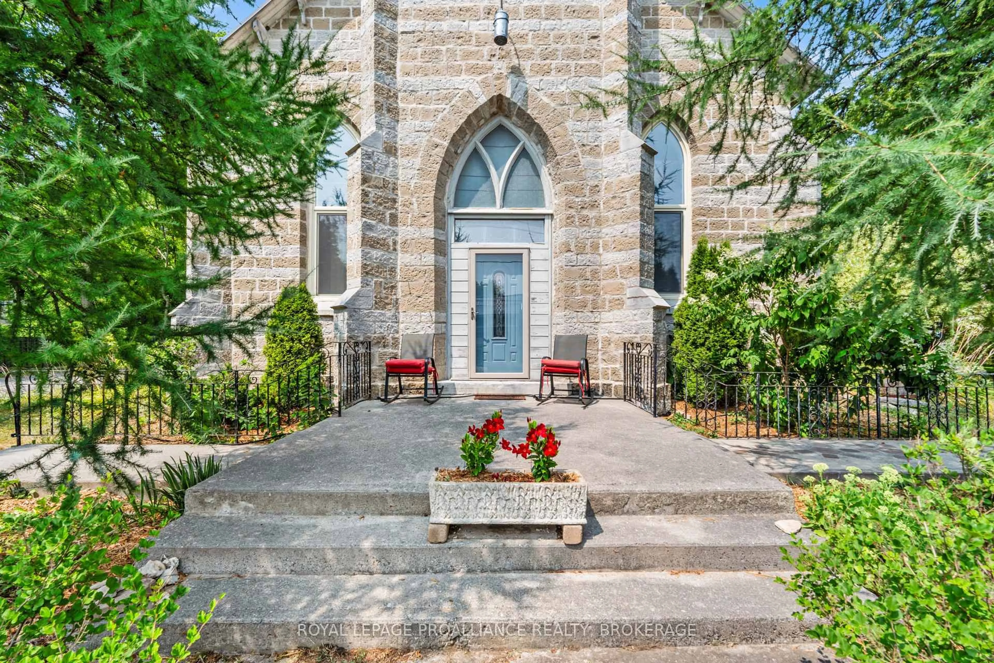 Unknown for 3958 Harrowsmith Rd, Harrowsmith Ontario K0H 1V0