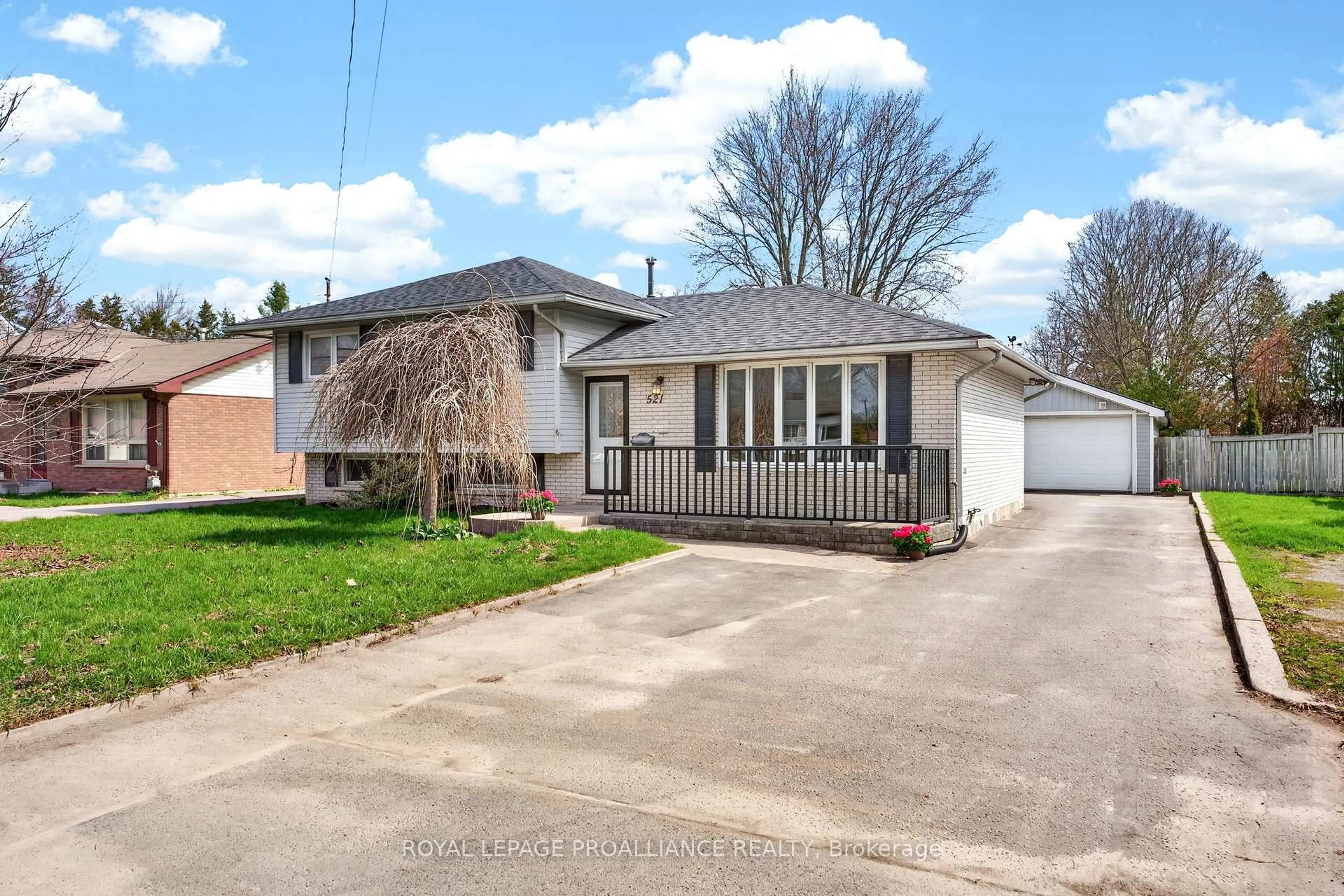 A pic from outside/outdoor area/front of a property/back of a property/a pic from drone, street for 521 Sidney St, Belleville Ontario K8P 4A4