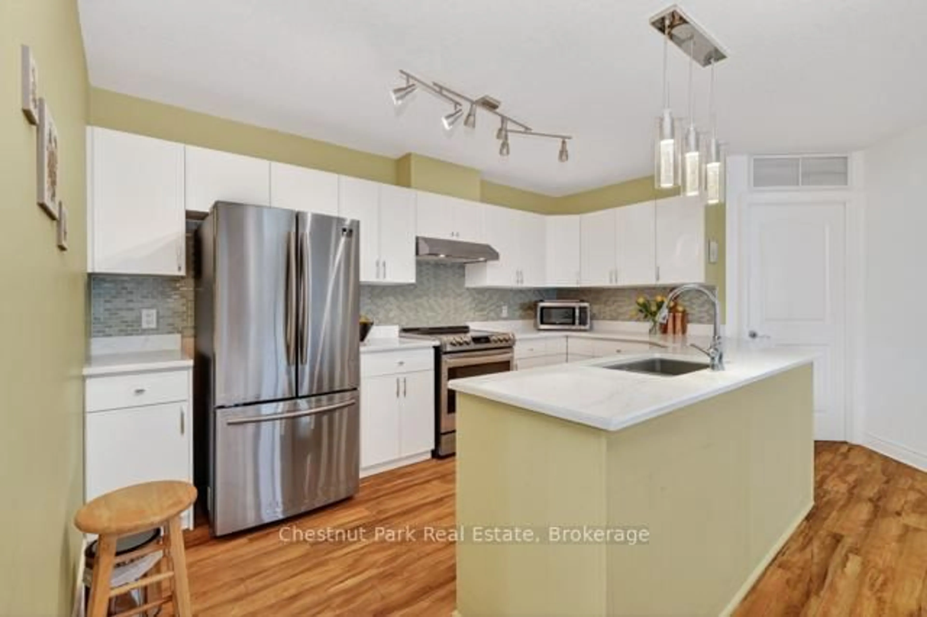 Open concept kitchen, unknown for 10A KIMBERLEY Ave #GL-1, Bracebridge Ontario P1L 0A4