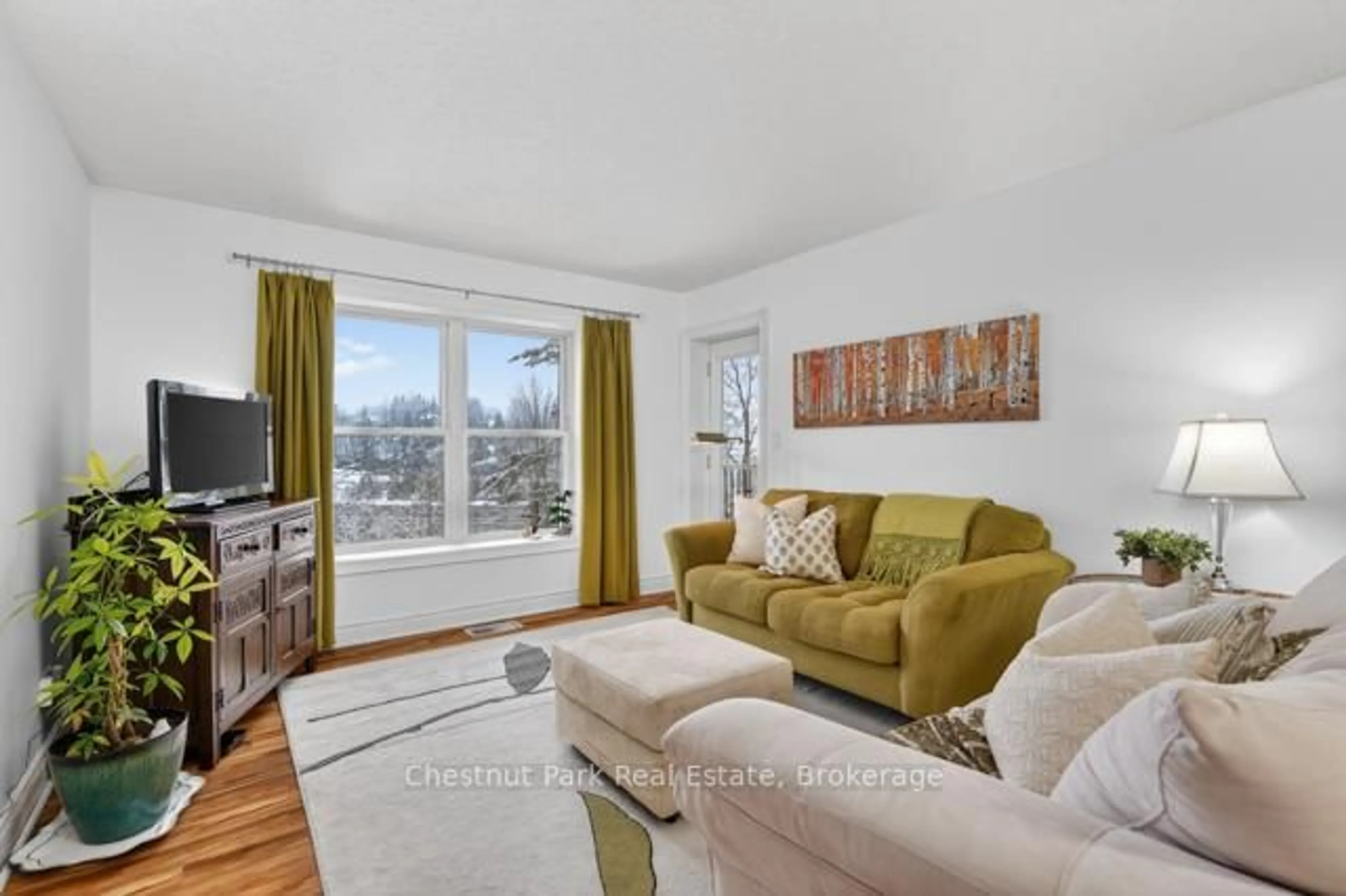 Living room with furniture, unknown for 10A KIMBERLEY Ave #GL-1, Bracebridge Ontario P1L 0A4