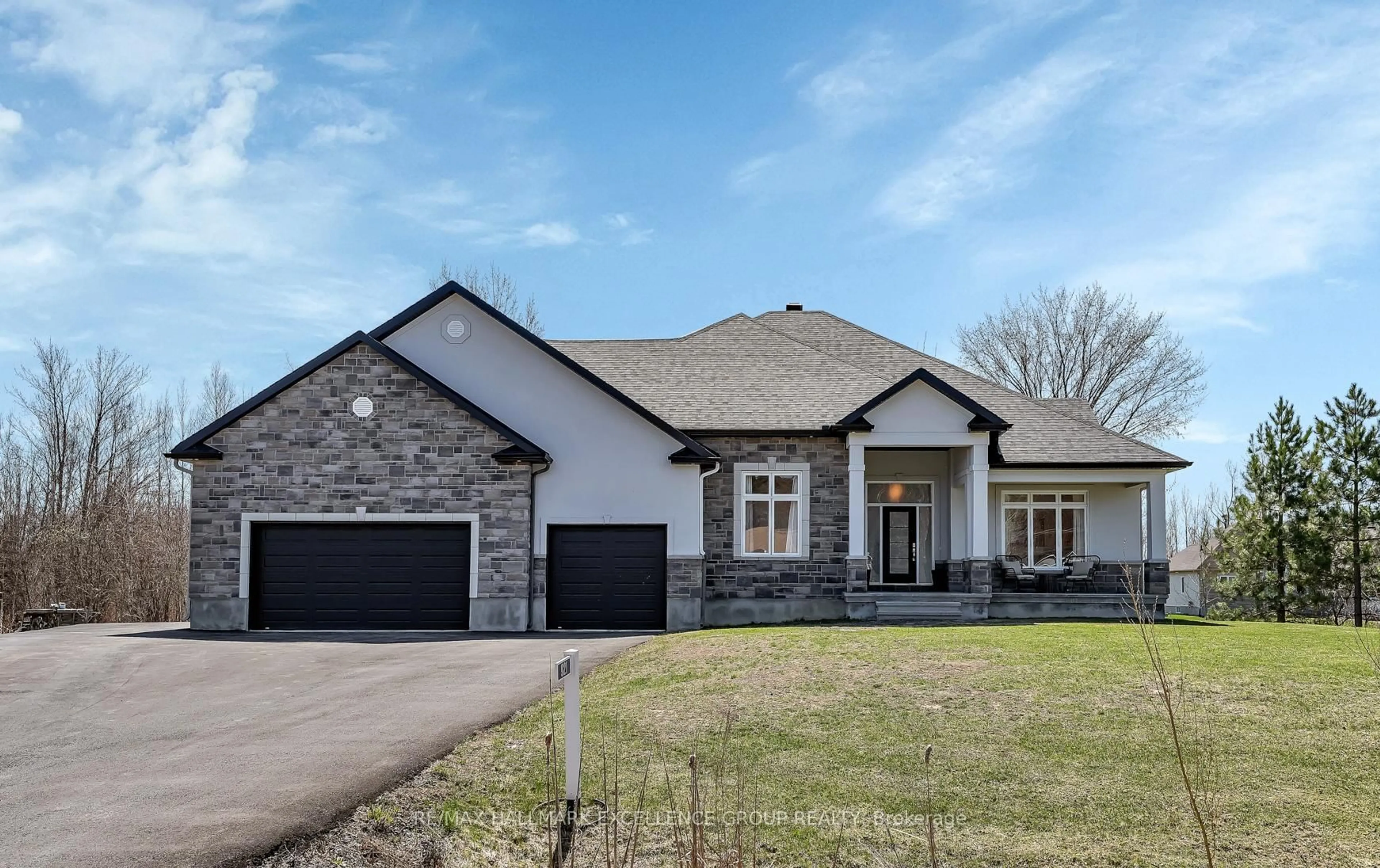 Home with brick exterior material, street for 921 Colette St, Clarence-Rockland Ontario K0A 1E0