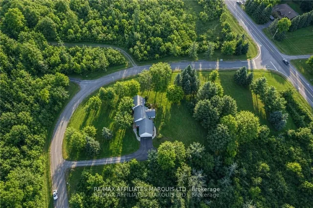 18537 STONEHOUSE POINT Rd, South Glengarry 3