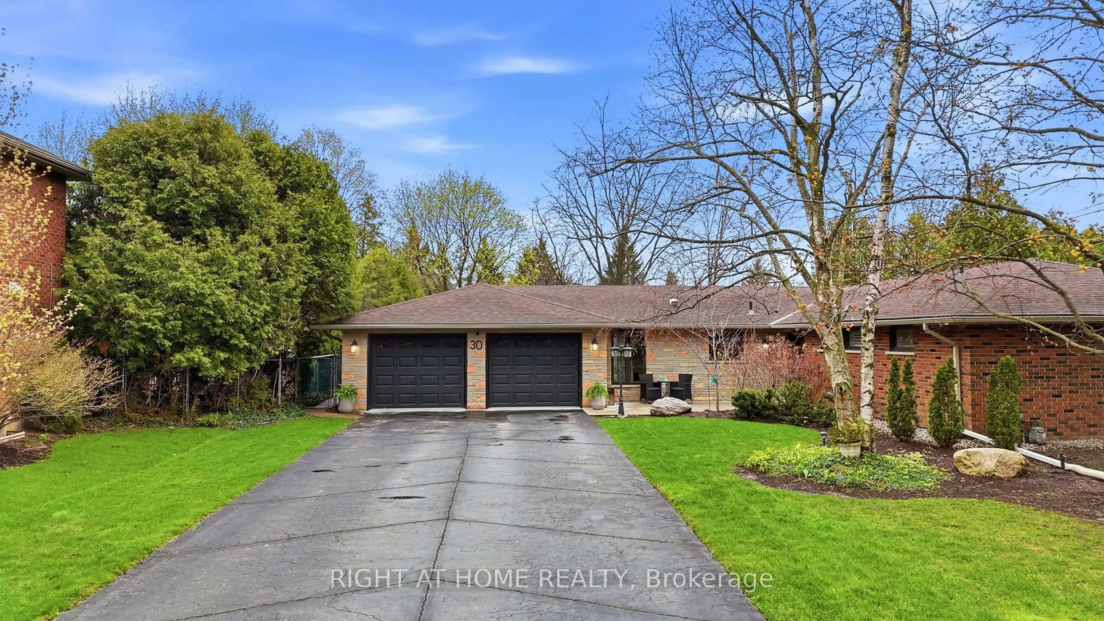 Home with brick exterior material, street for 30 Carl Cres, Hamilton Ontario L8B 0G5