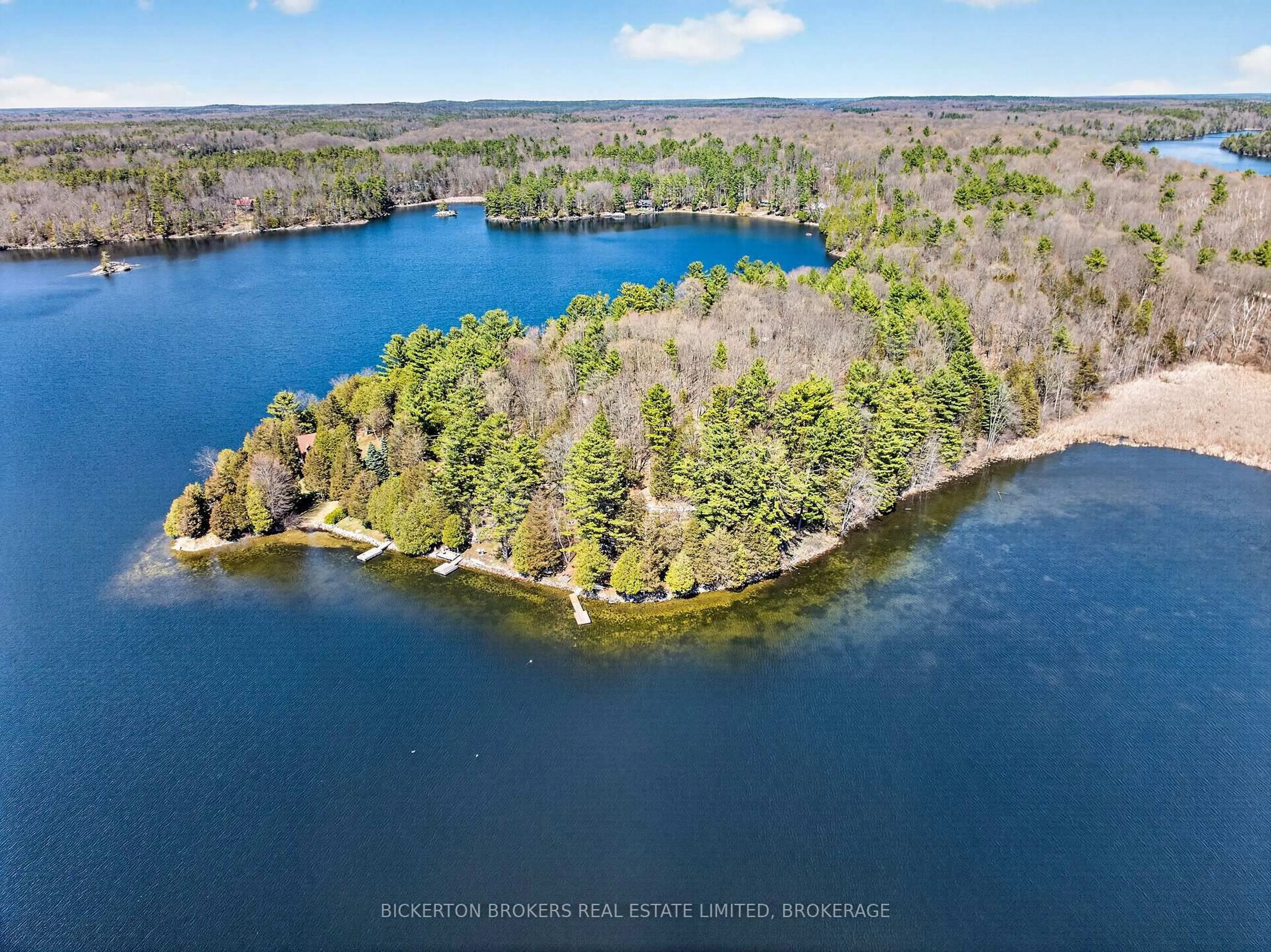 A pic from outside/outdoor area/front of a property/back of a property/a pic from drone, water/lake/river/ocean view for 922 Fiddlehead Lane, Leeds and the Thousand Islands Ontario K0E 1N0