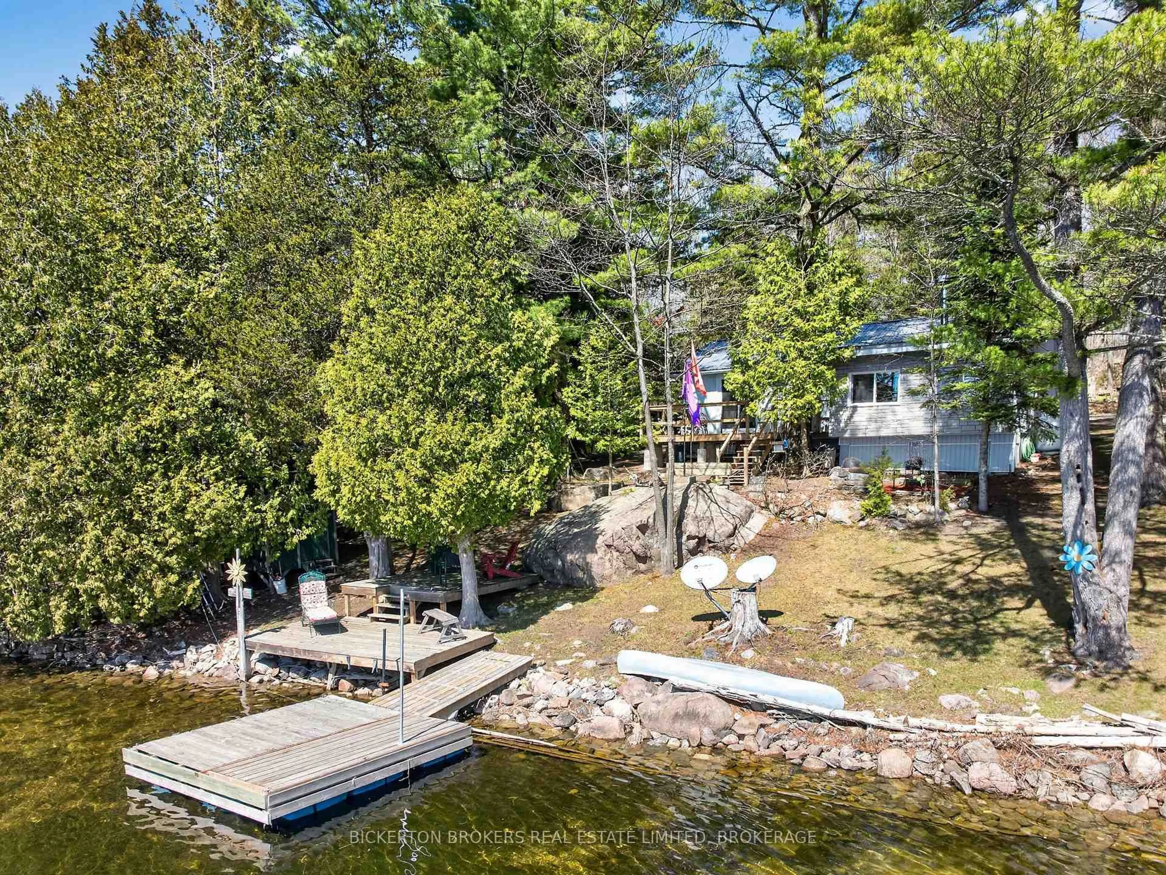 A pic from outside/outdoor area/front of a property/back of a property/a pic from drone, water/lake/river/ocean view for 922 Fiddlehead Lane, Leeds and the Thousand Islands Ontario K0E 1N0