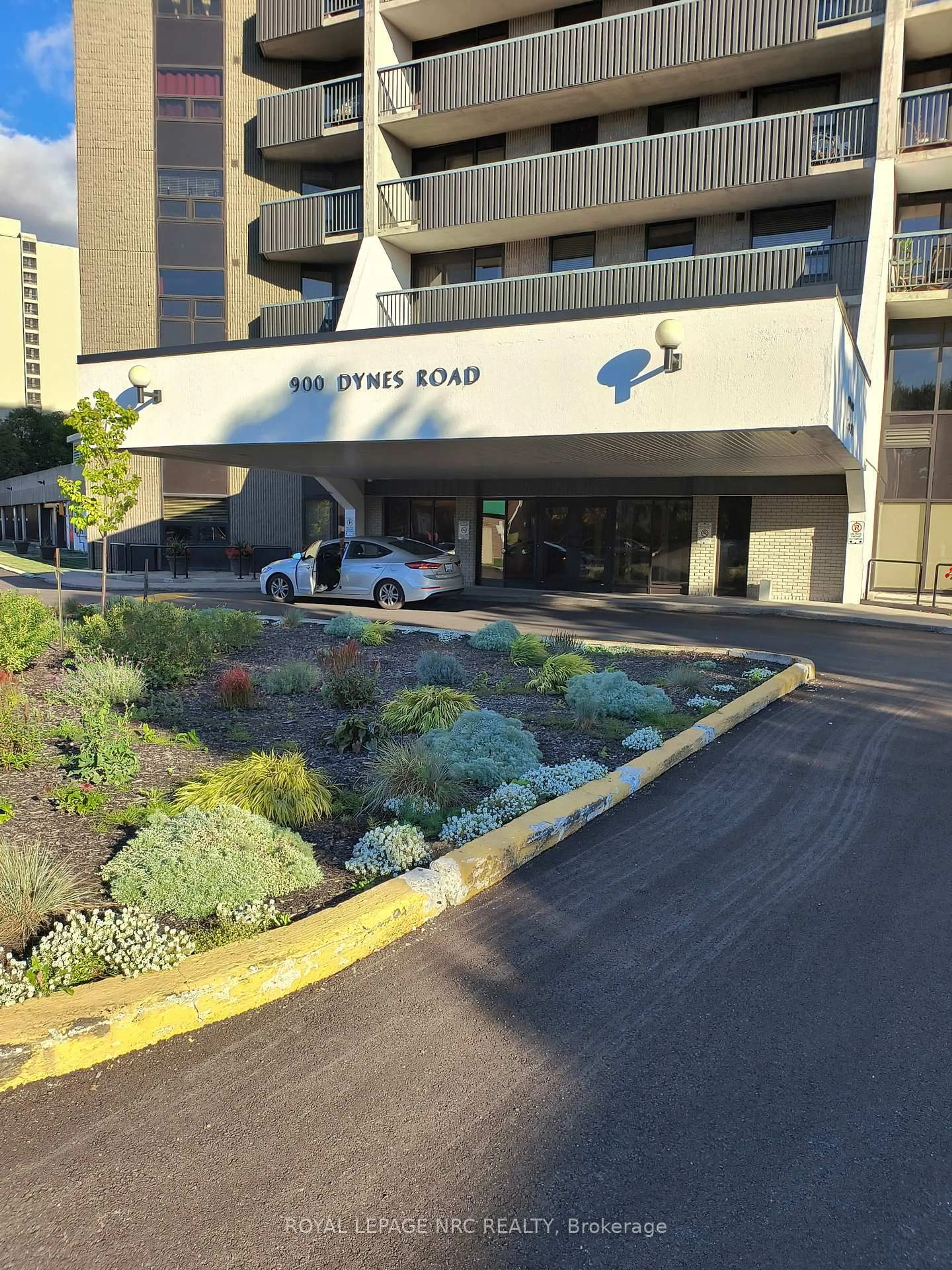 Unknown for 900 Dynes Rd #706, Ottawa Ontario K2C 3L6