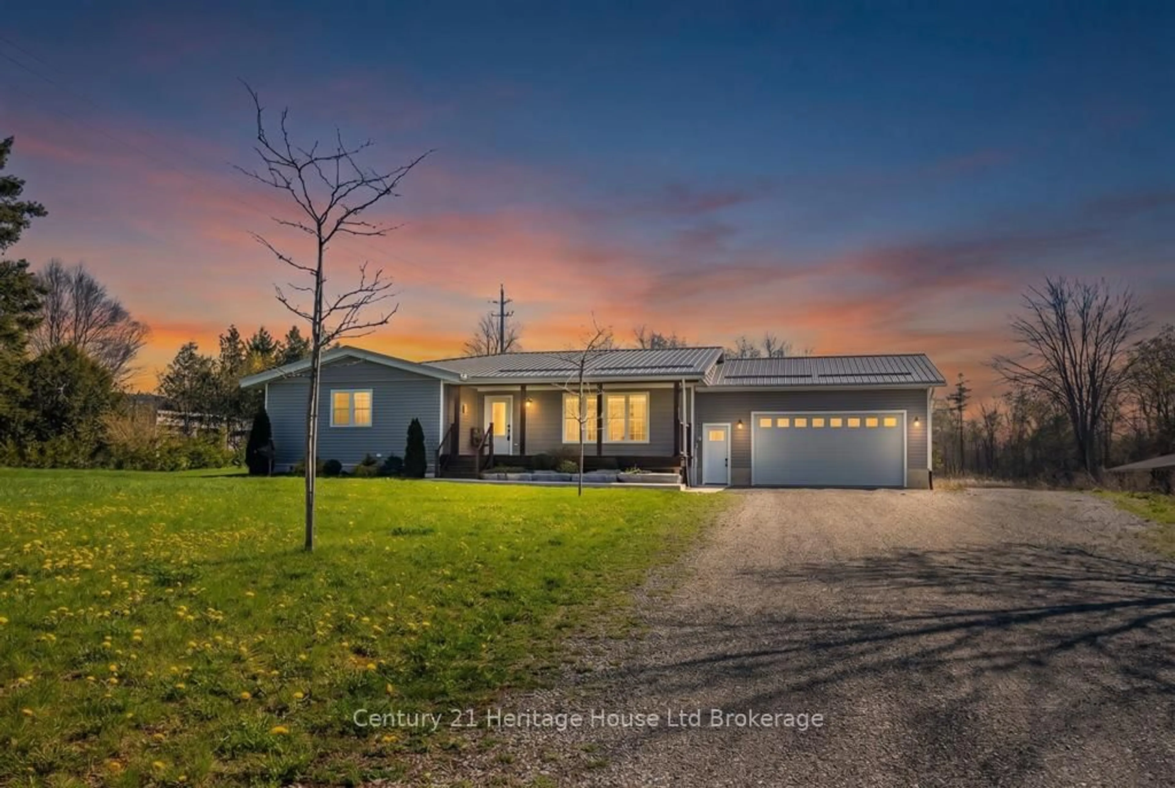 Unknown for 25 Baker St, Norfolk Ontario N0E 2A0