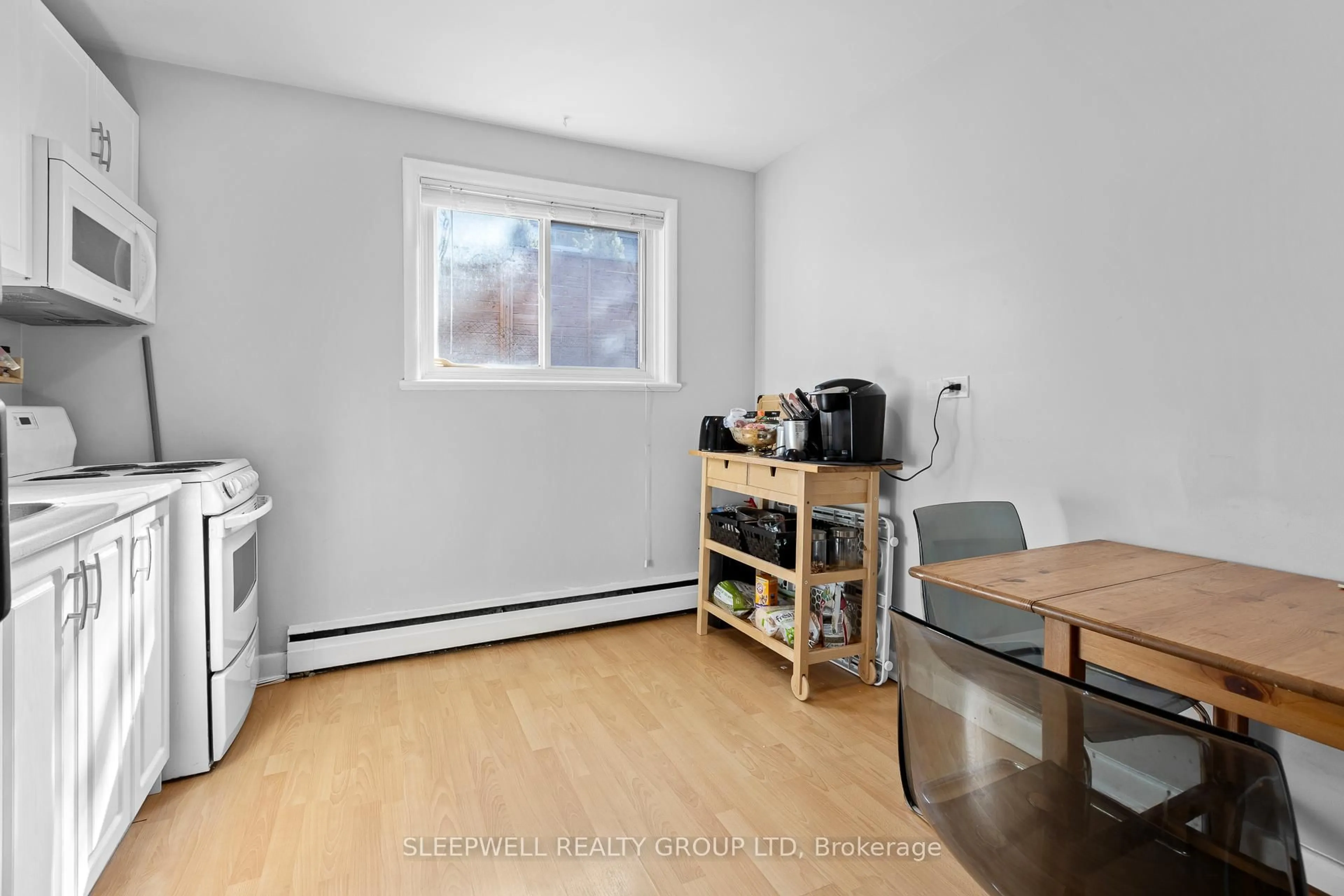 Unknown for 473 Vernon Ave, Ottawa Ontario K1K 1A8