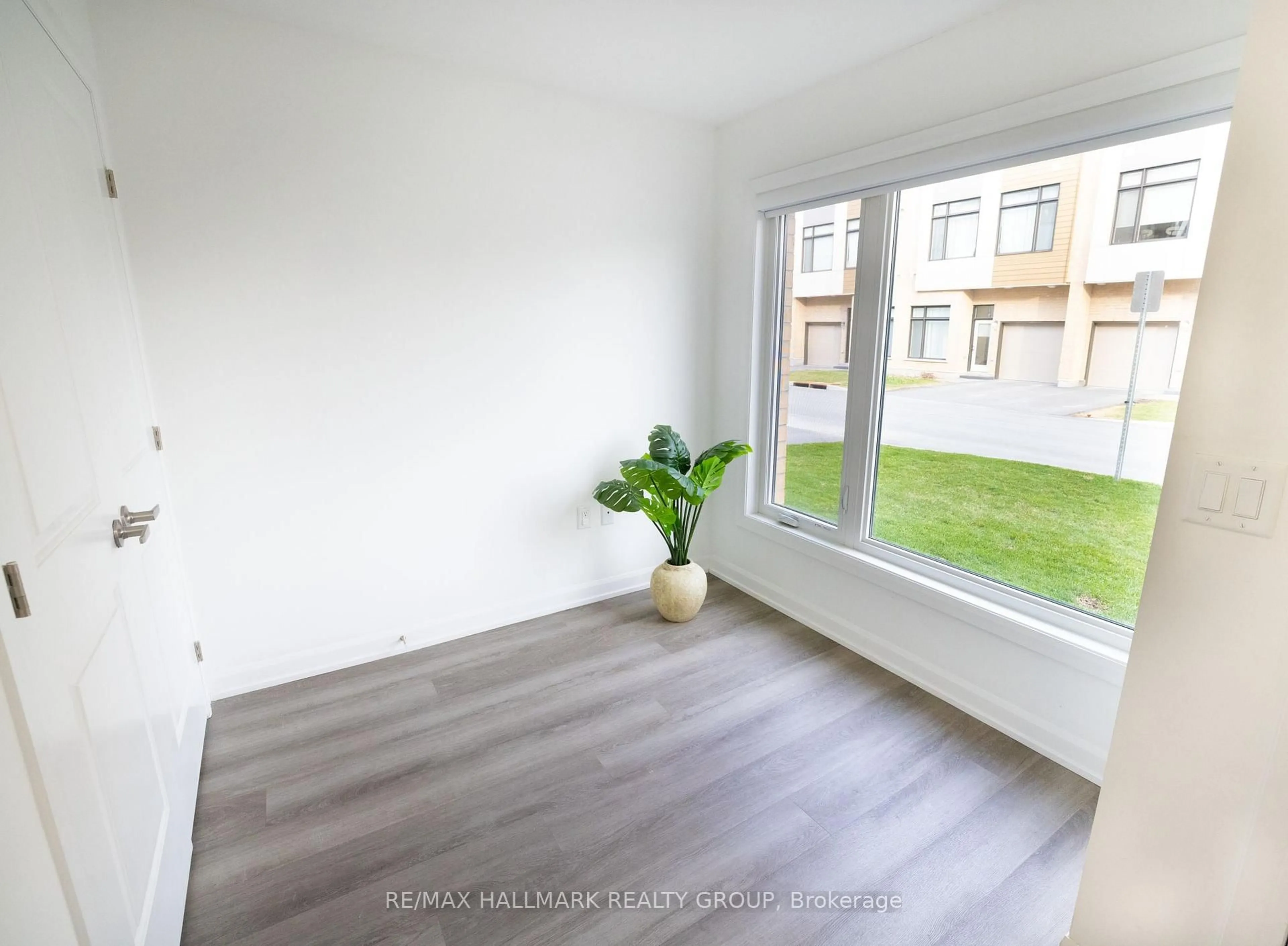 Unknown for 55 Cherry Blossom Private Private, Ottawa Ontario K2H 0C4
