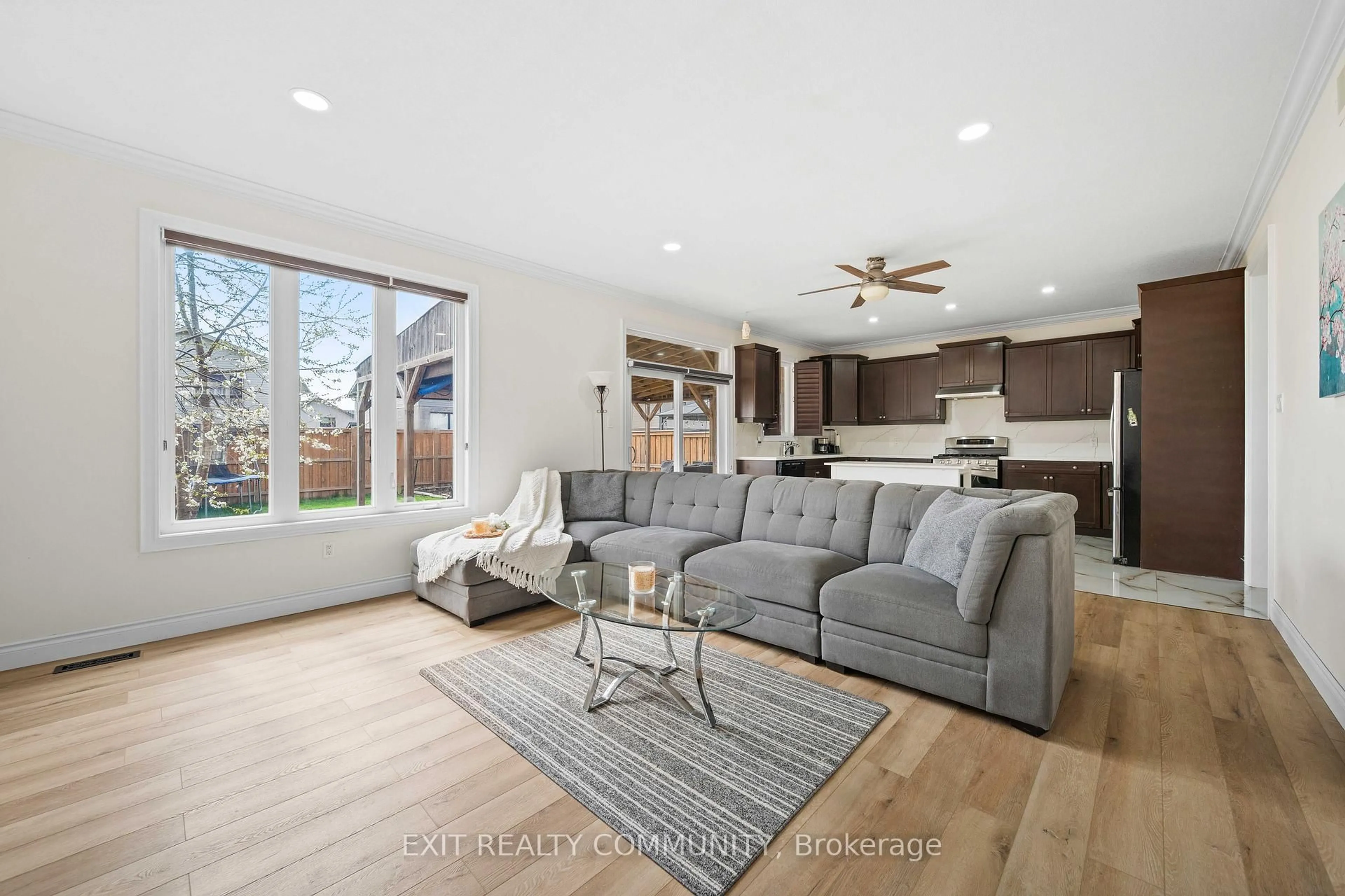 Unknown for 1803 Jubilee Dr, London North Ontario N6G 0H5