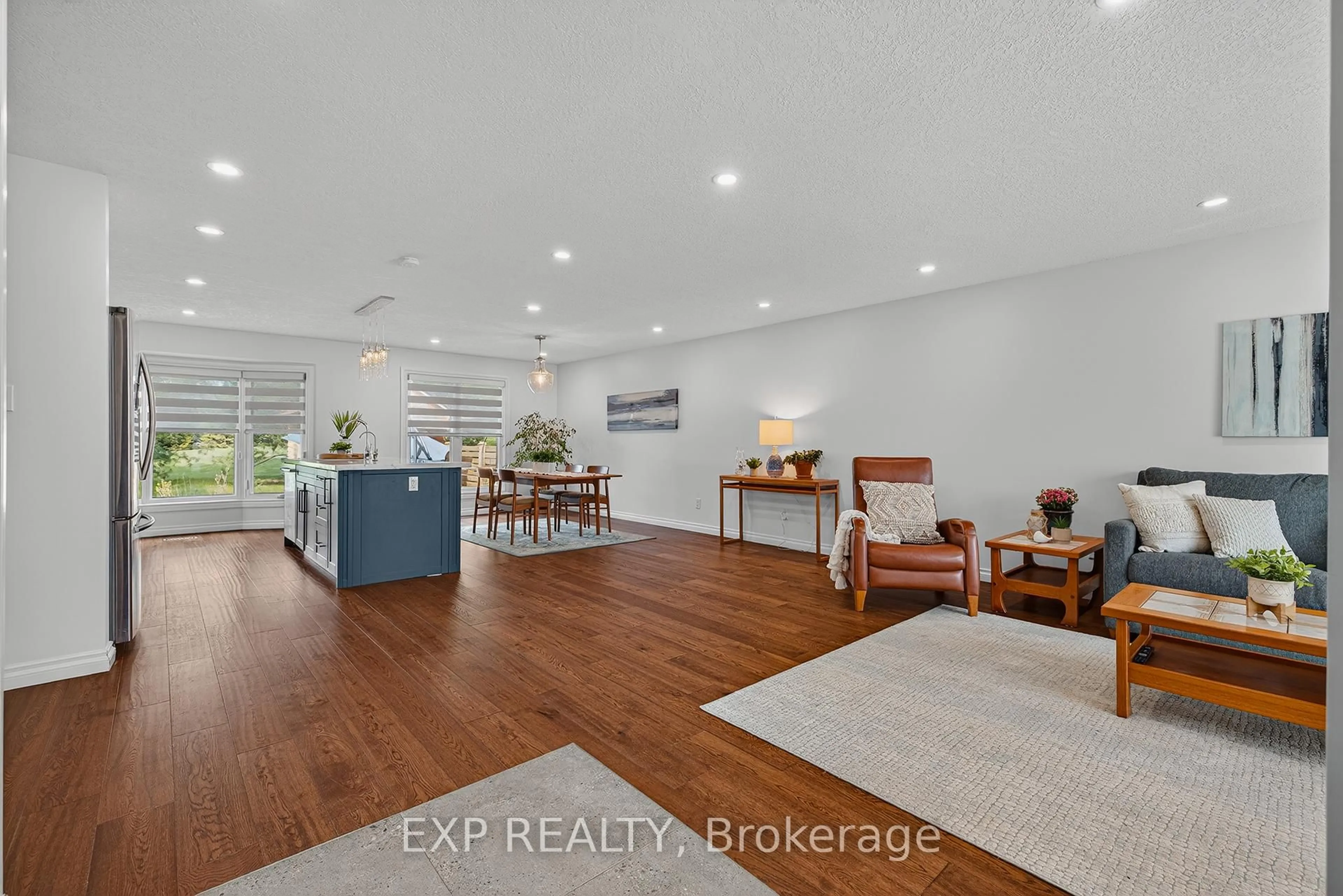 Unknown for 312 Faraday Crt, Waterloo Ontario N2L 6A6