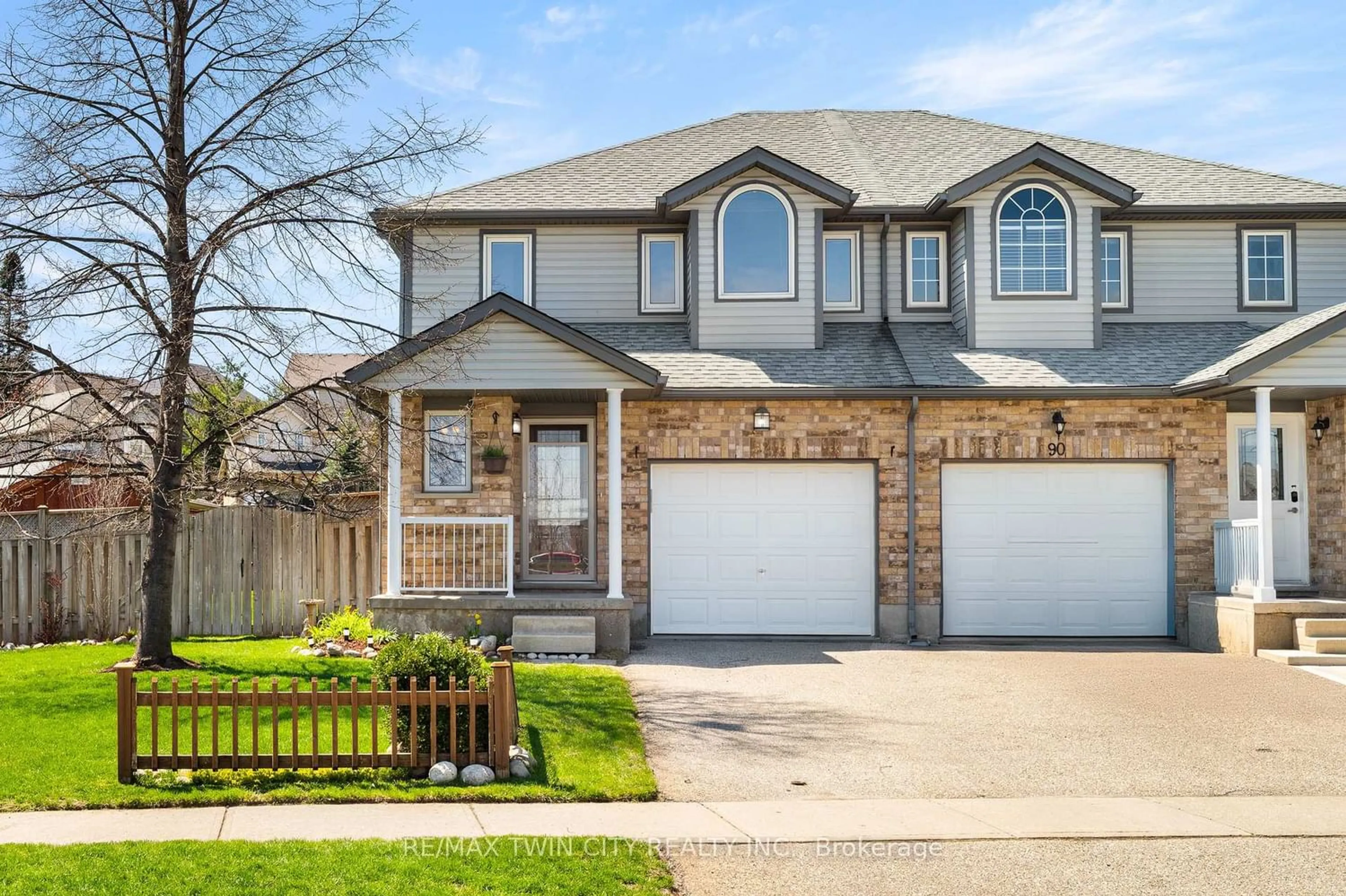 Unknown for 92 Snowdrop Cres, Kitchener Ontario N2E 4G6