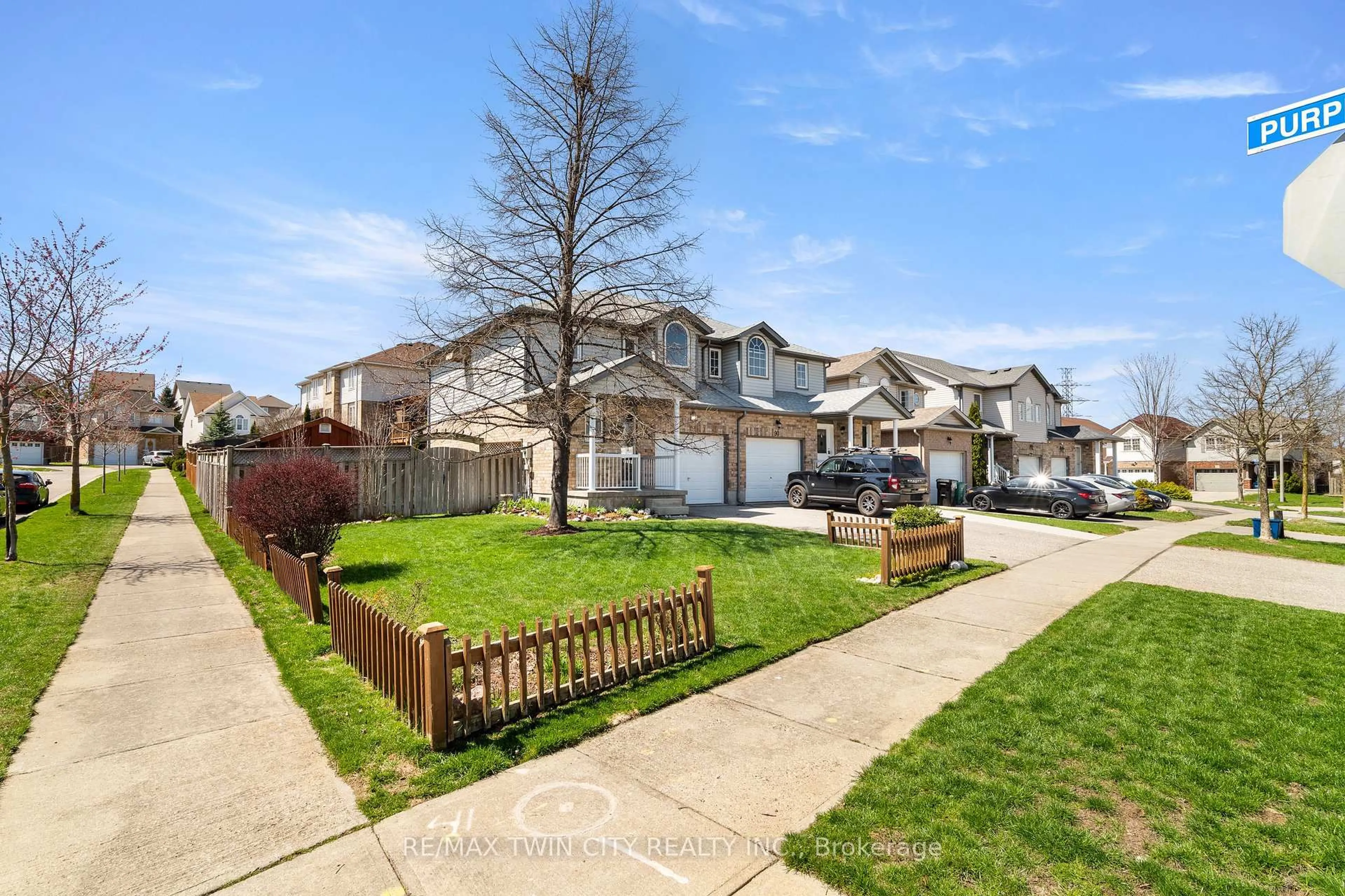 Unknown for 92 Snowdrop Cres, Kitchener Ontario N2E 4G6