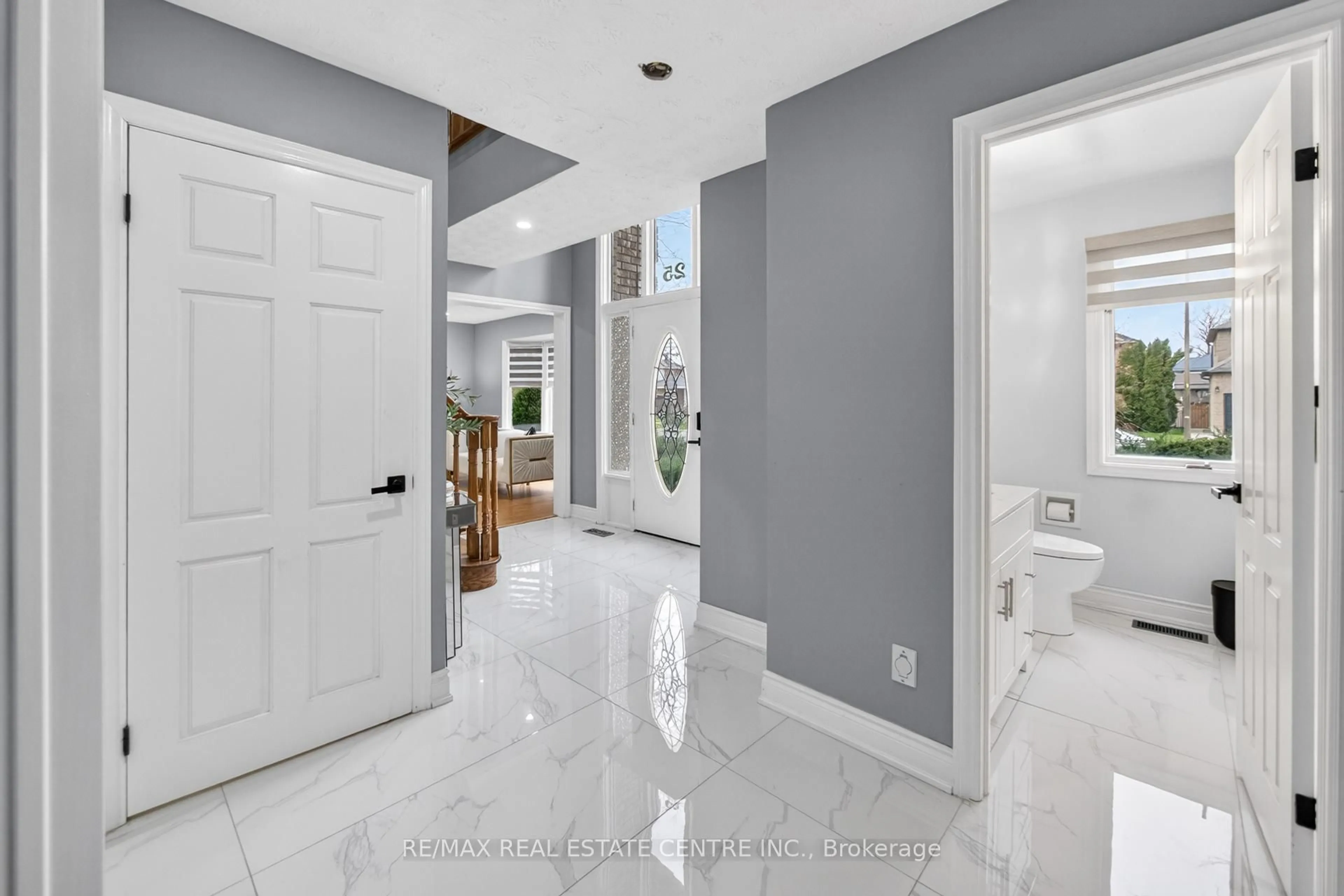 Unknown for 25 Highbury Dr, Hamilton Ontario L8J 2T3