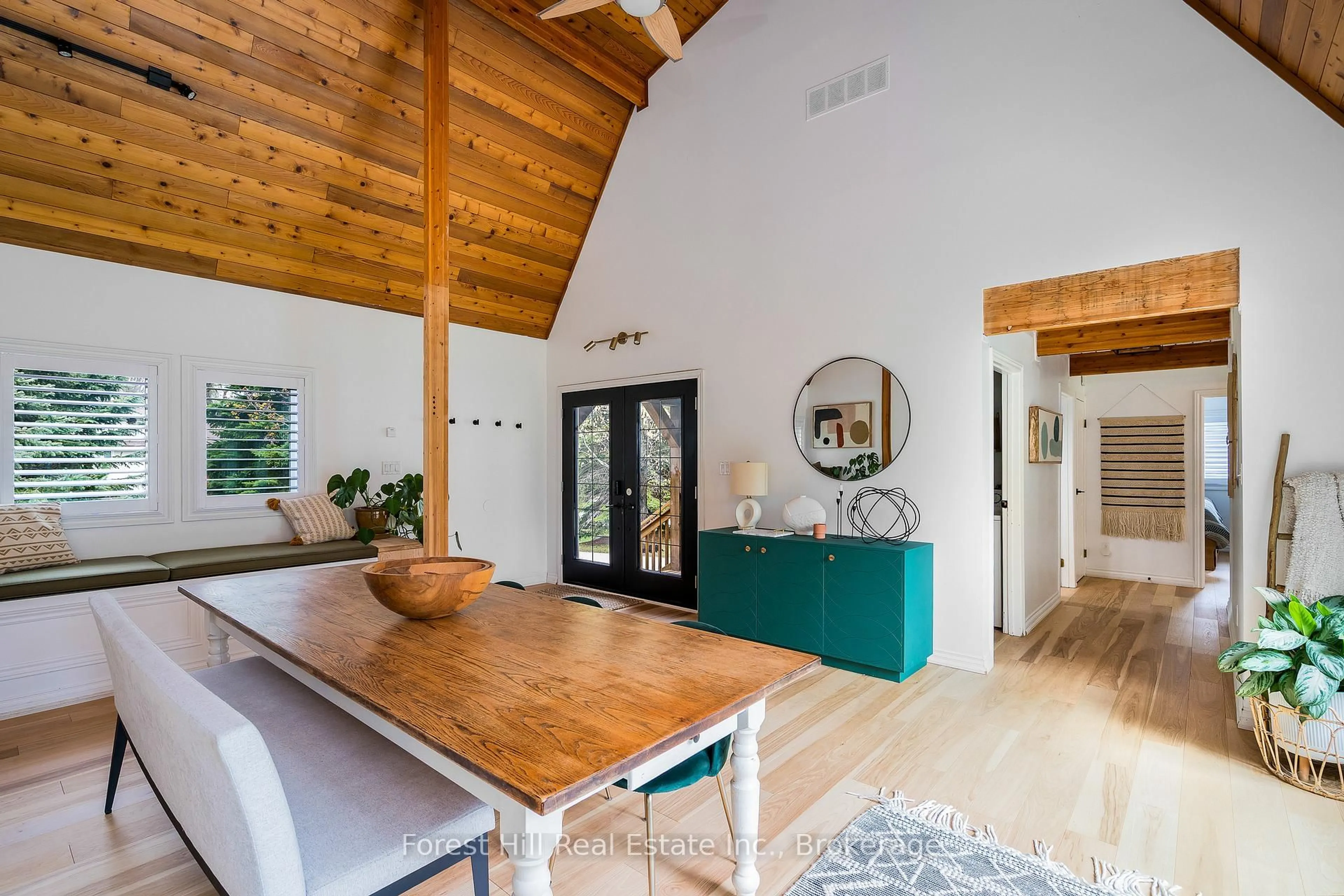 Unknown for 144 Brooker Blvd, Blue Mountains Ontario L9Y 0L4