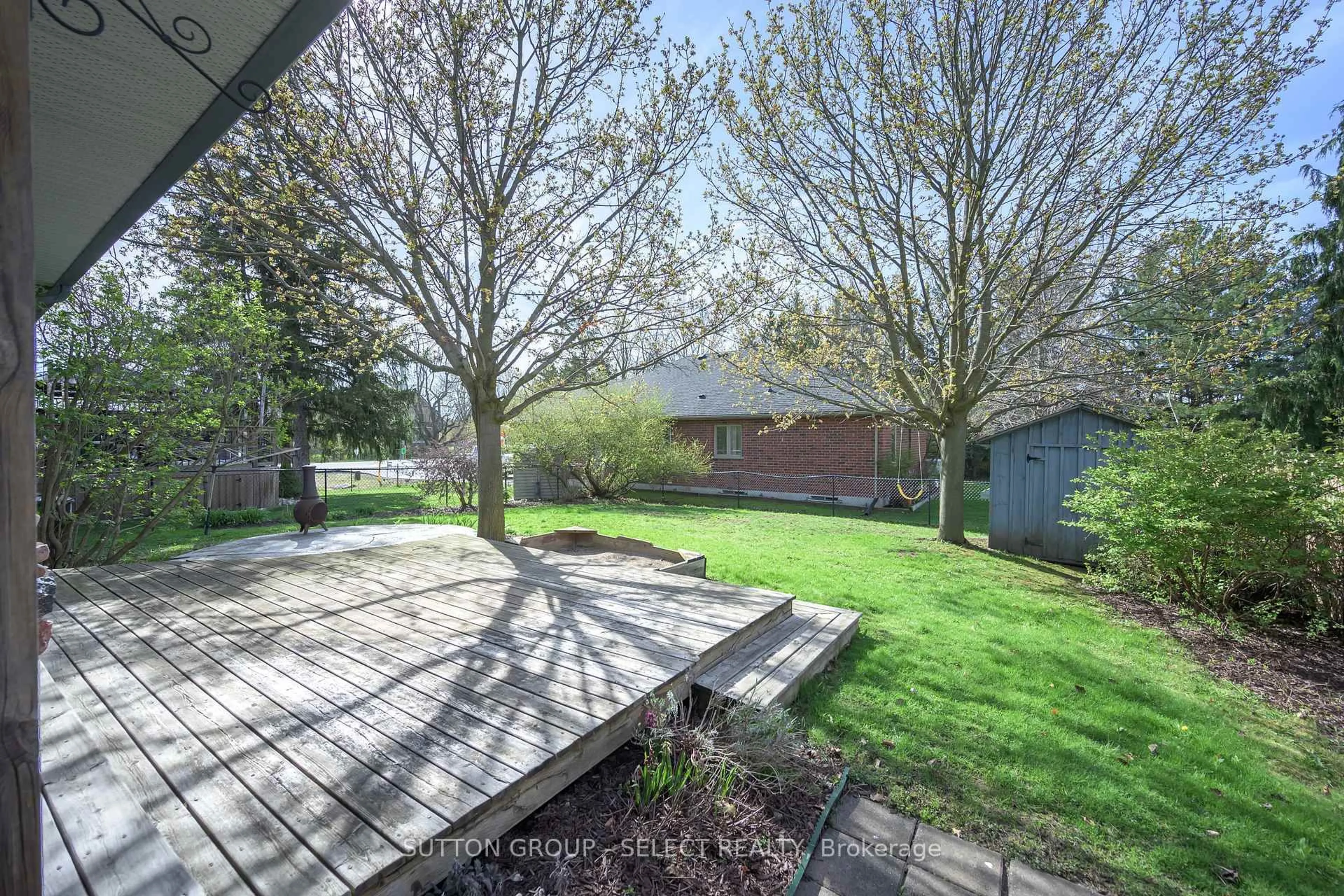 A pic from outside/outdoor area/front of a property/back of a property/a pic from drone, unknown for 99 Duchess Ave, Lucan Biddulph Ontario N0M 2J0