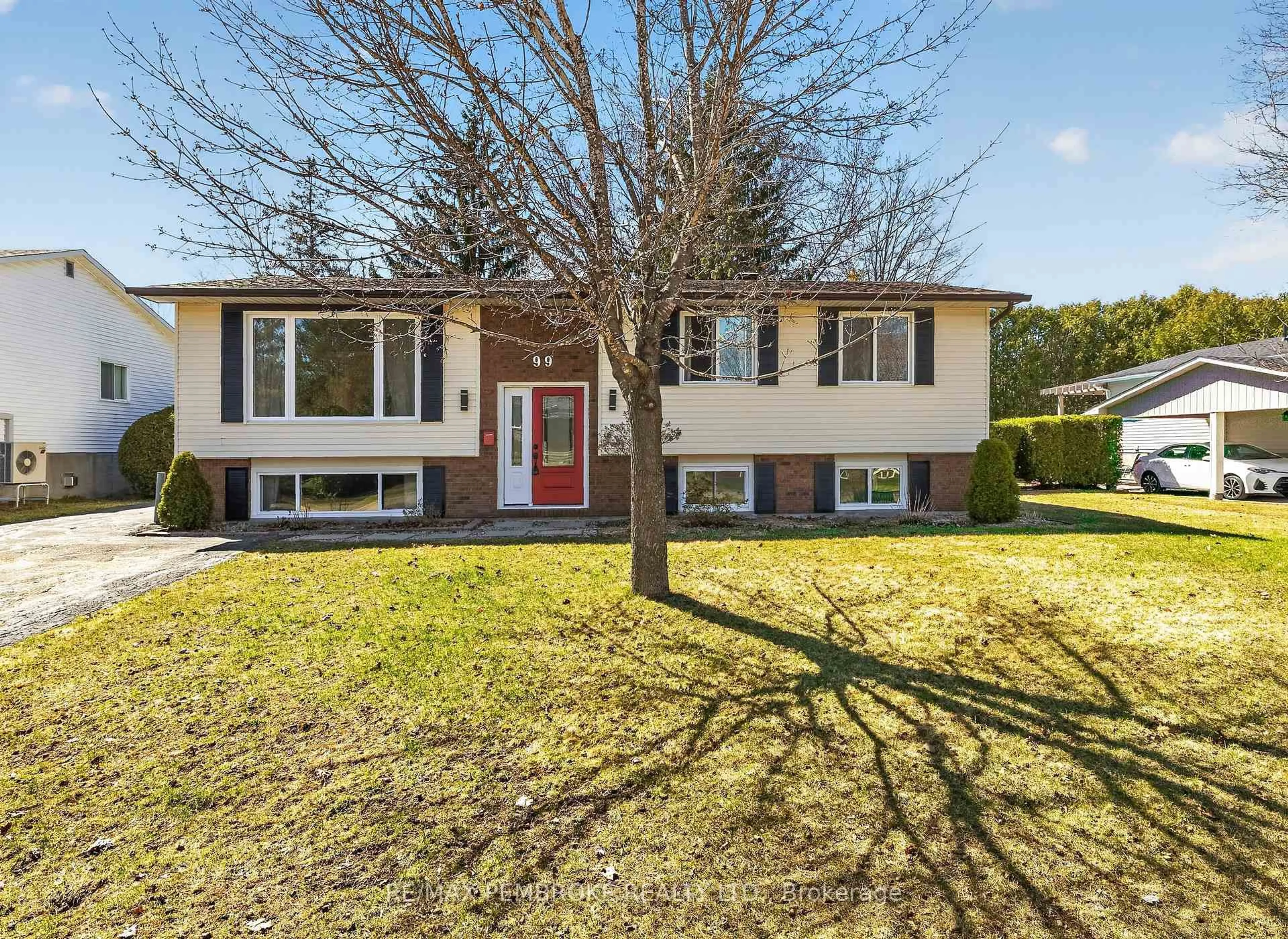 Unknown for 99 NOIK Dr, Pembroke Ontario K8A 7Z4