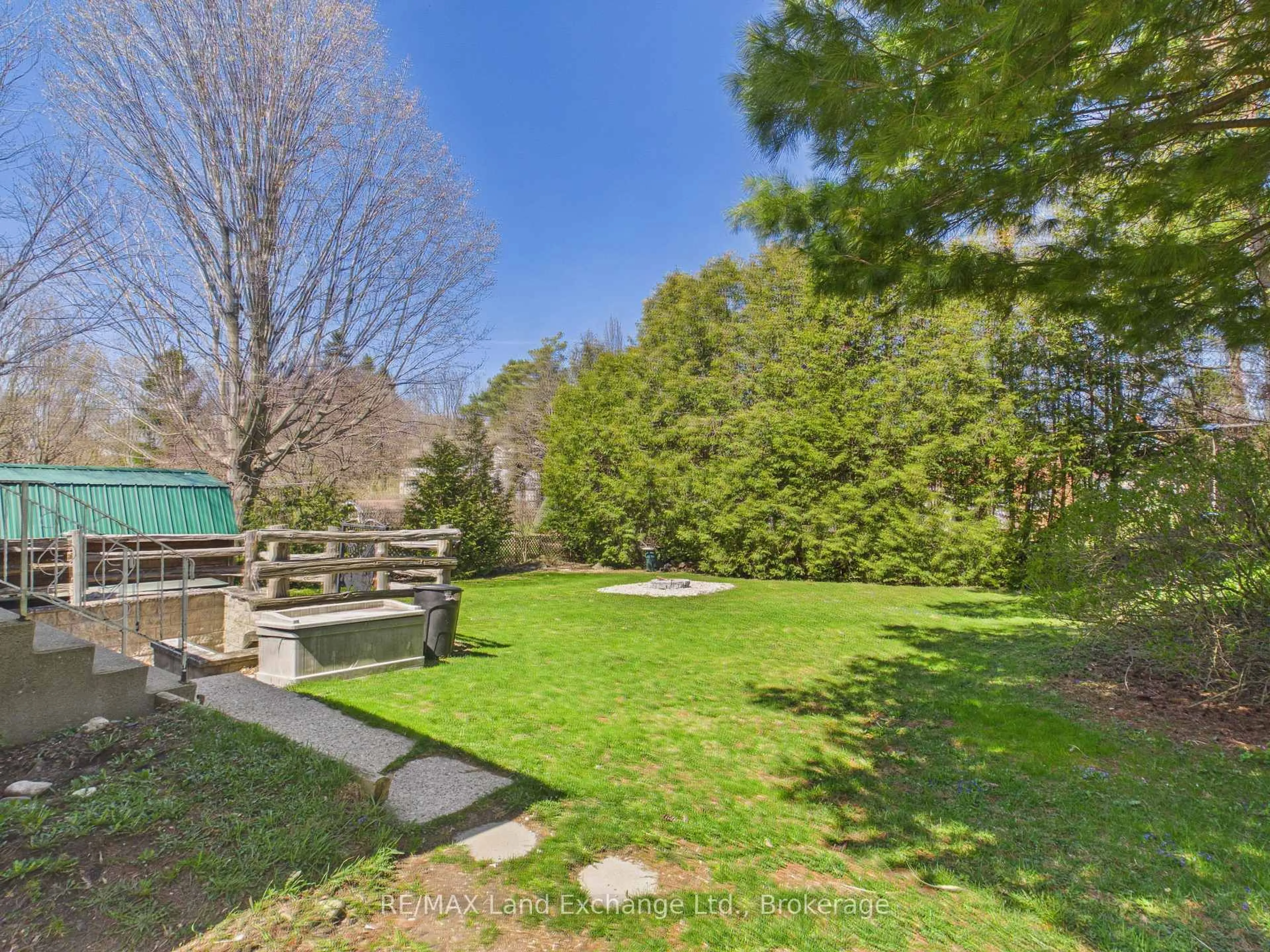 Patio, forest/trees view for 381 Nelson St, Kincardine Ontario N2Z 1X7