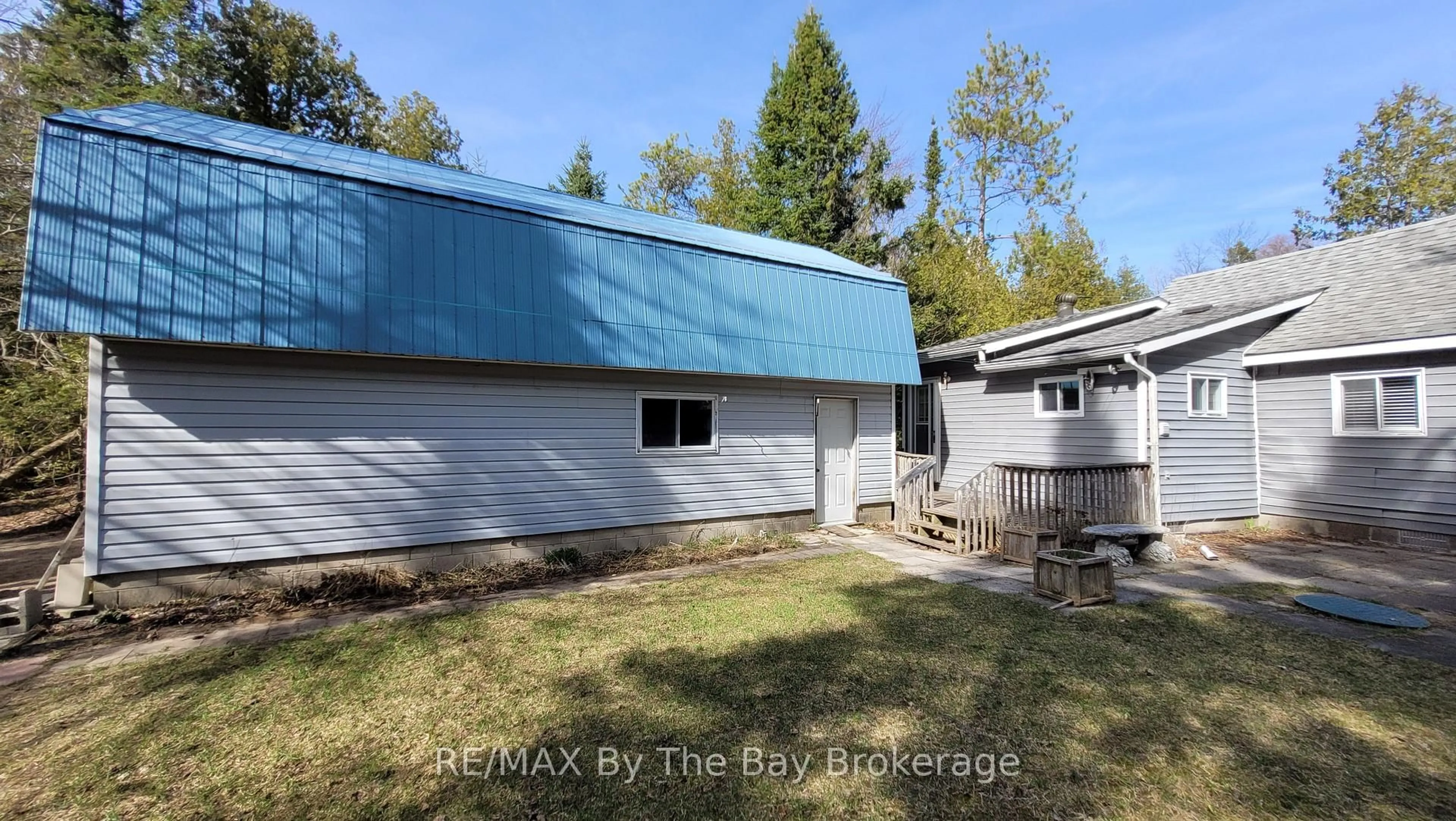 Shed for 1120 King Edward Ave, South Bruce Peninsula Ontario N0H 2G0
