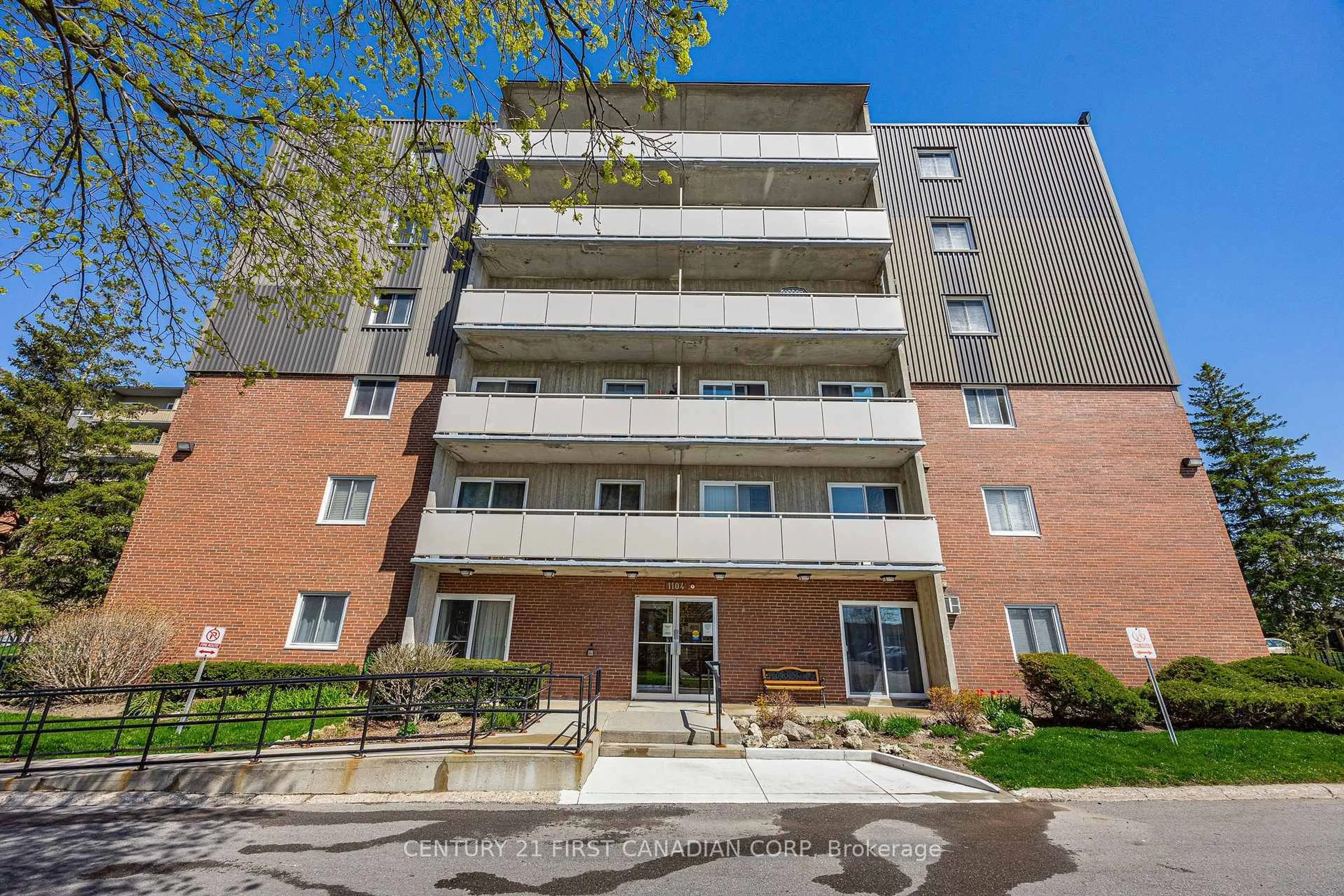Patio, unknown for 1104 Jalna Blvd #504, London South Ontario N6E 2S6