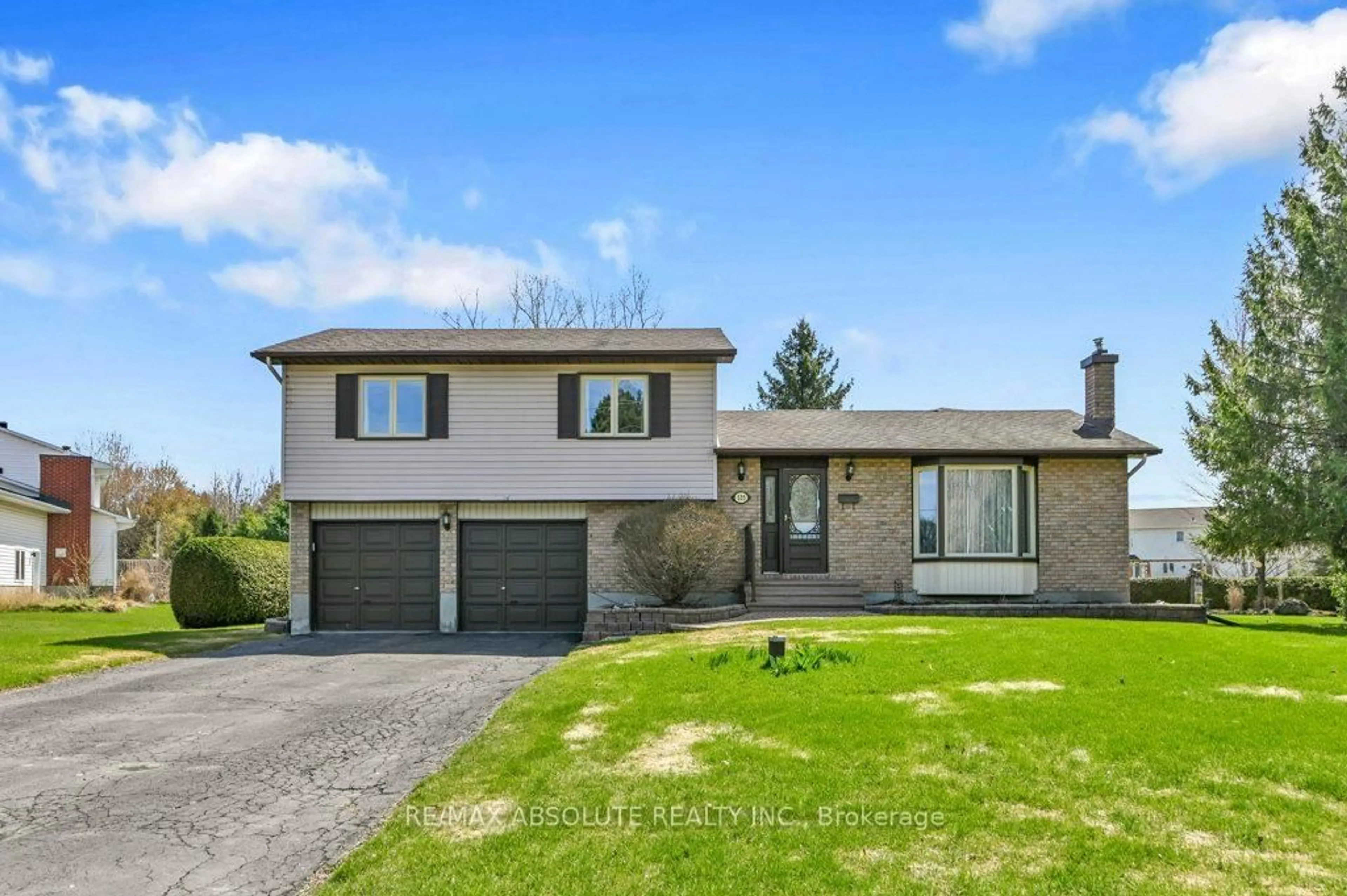 Unknown for 535 Gascon St, Russell Ontario K4R 1C6