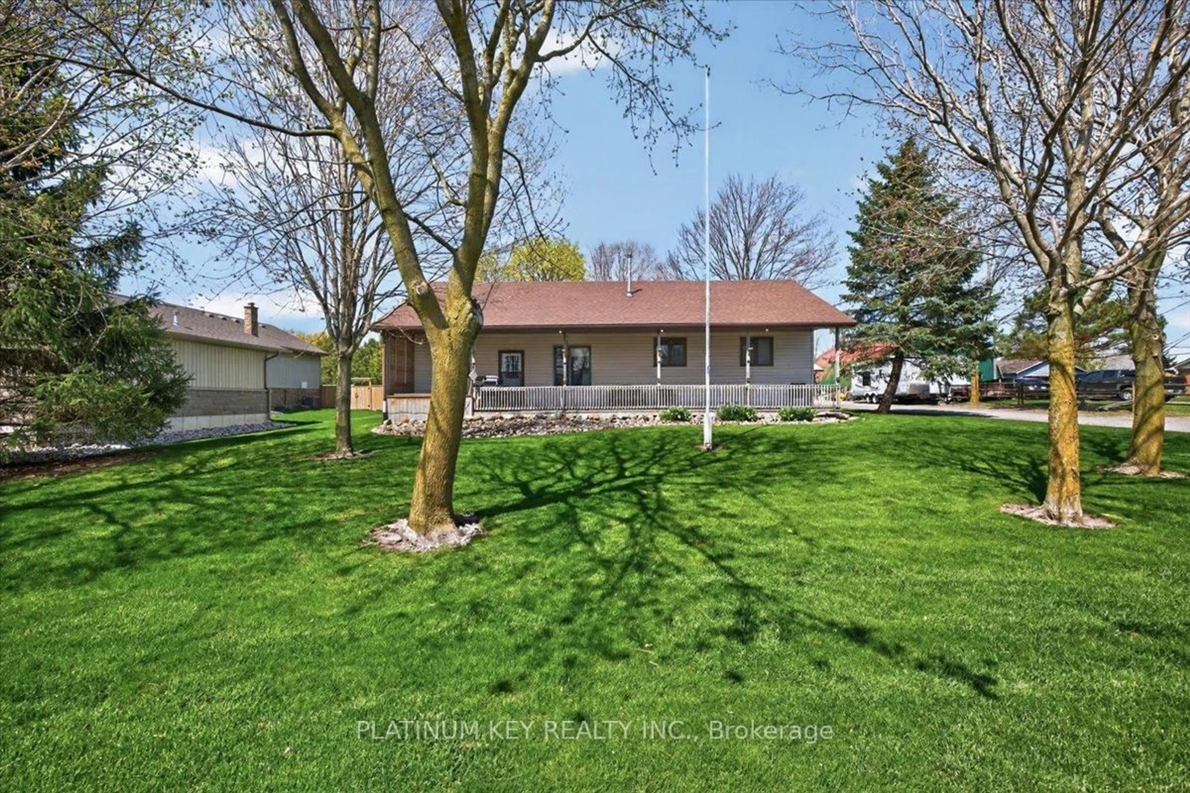 A pic from outside/outdoor area/front of a property/back of a property/a pic from drone, street for 2300 Egremont Dr, Adelaide Metcalfe Ontario N7G 3H6