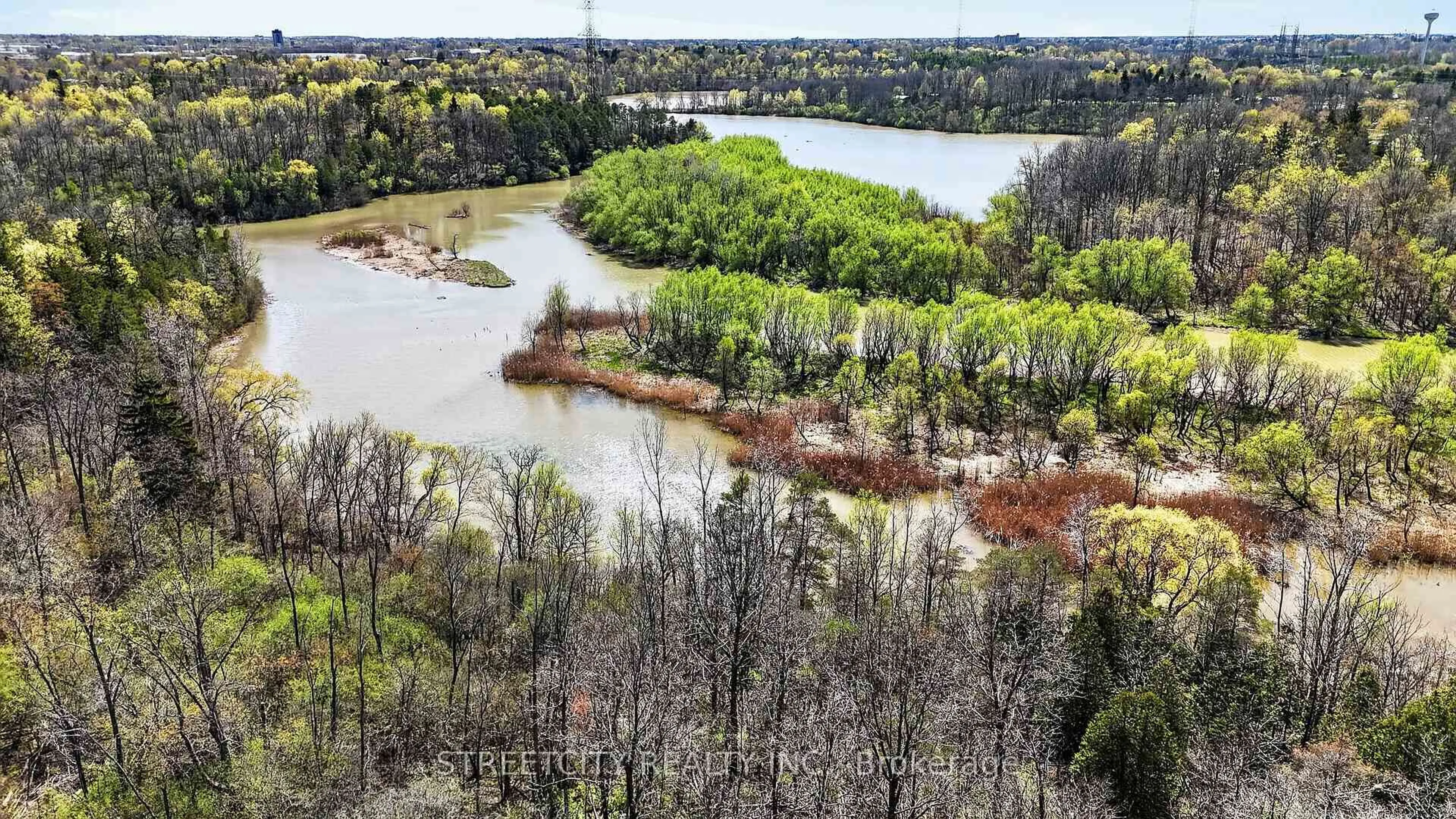 A pic from outside/outdoor area/front of a property/back of a property/a pic from drone, water/lake/river/ocean view for 74 Westlake Dr, St. Thomas Ontario N5P 0B7